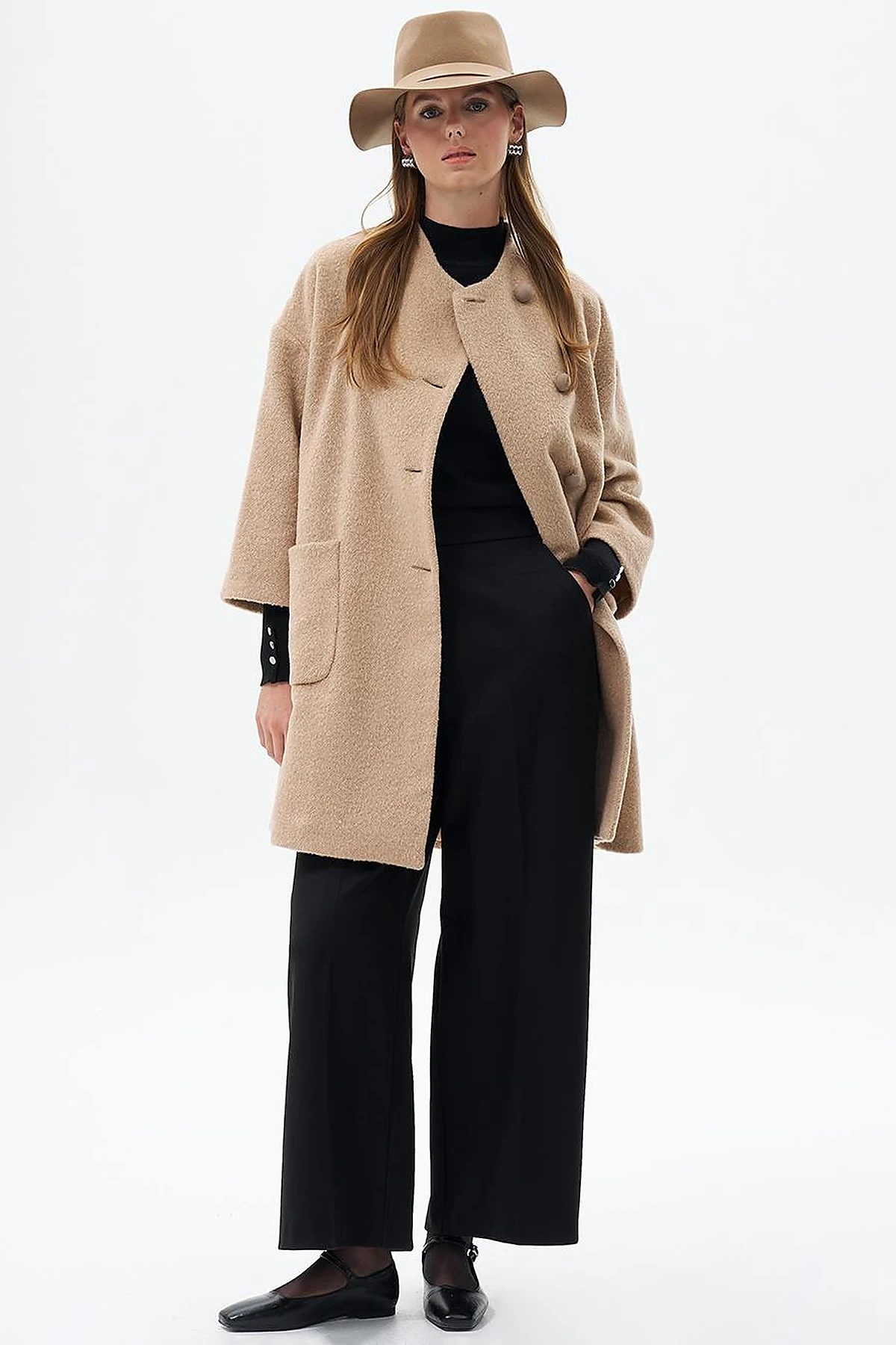 Three Quarter Sleeve Cashmere Coat Beige