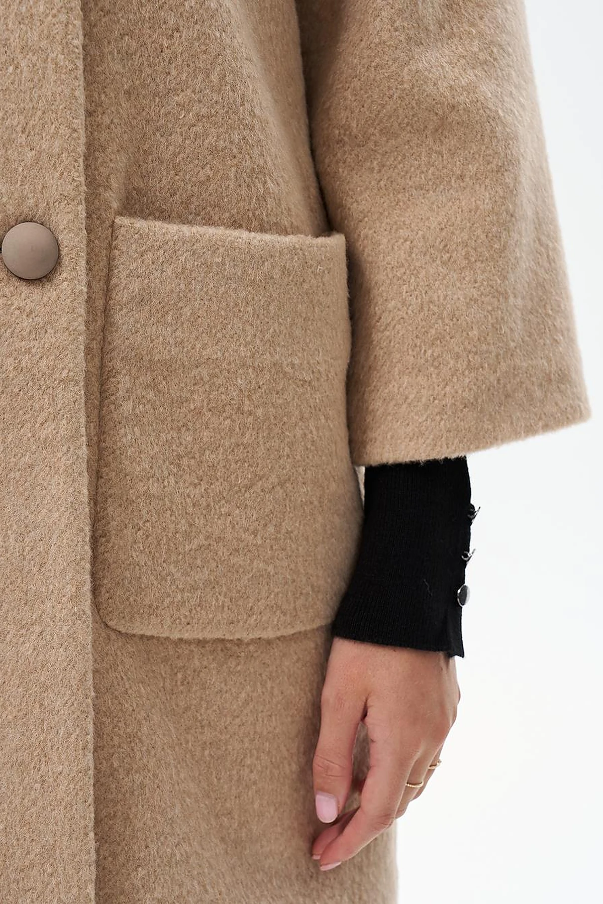 Three Quarter Sleeve Cashmere Coat Beige
