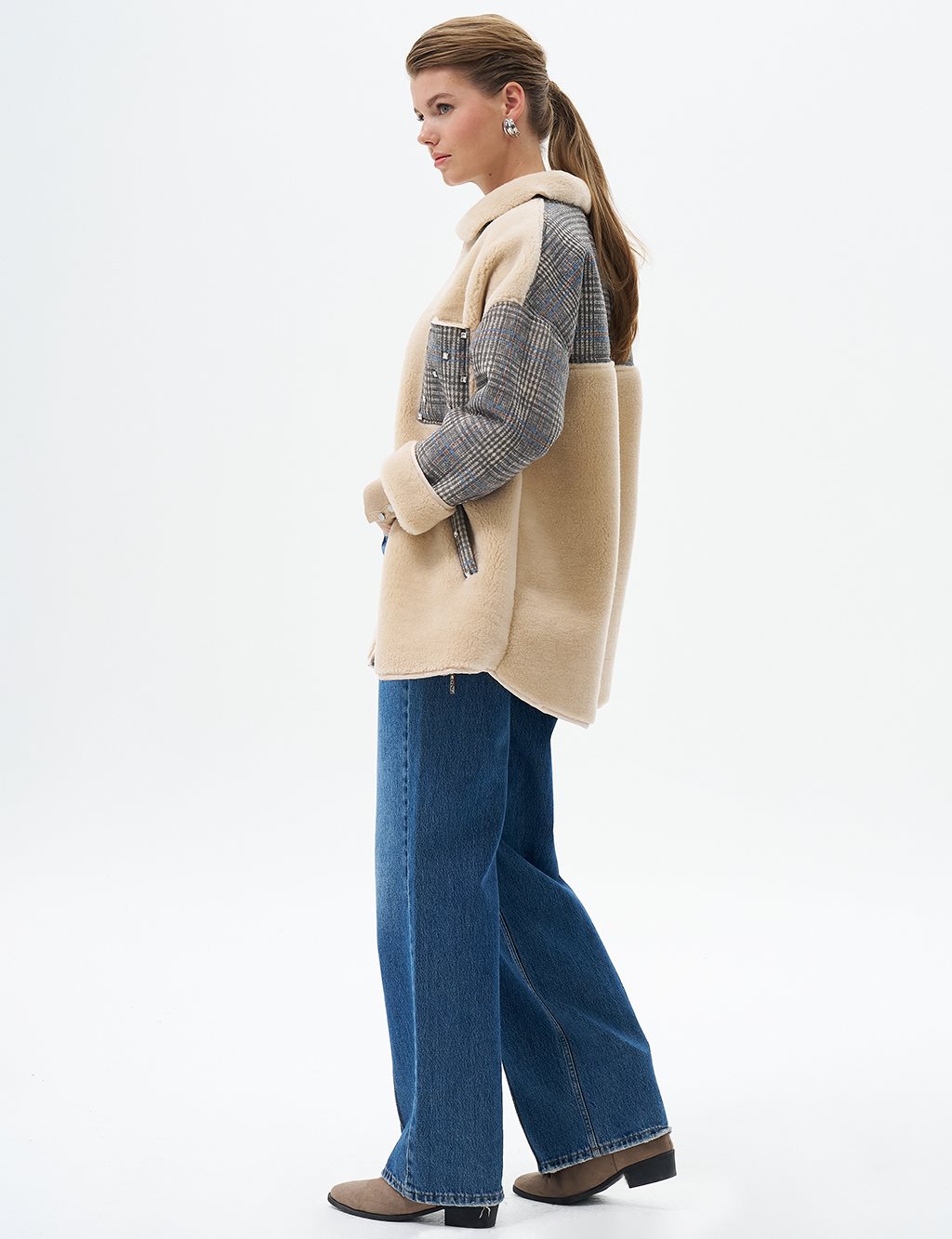 Plush Coat with Stone Pockets Black Cream