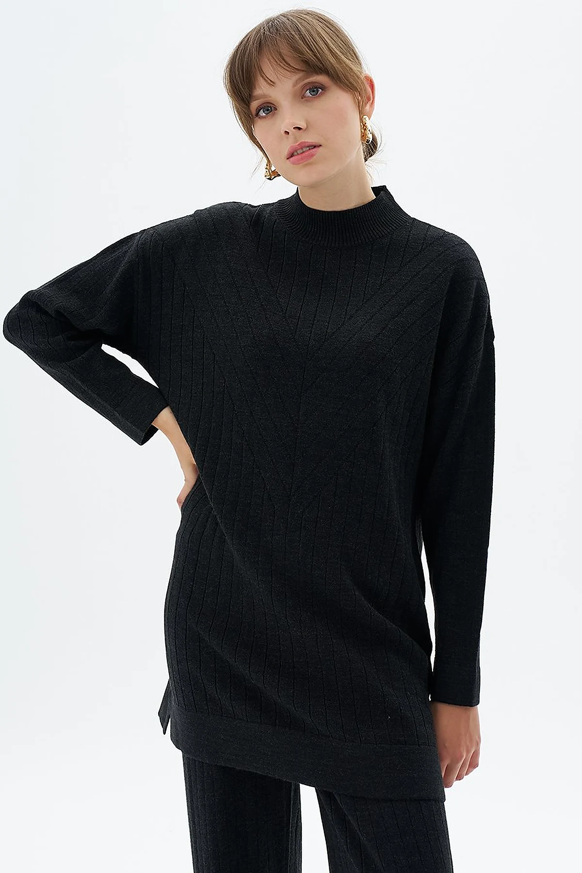 Stripe Pattern Drop Shoulder Knit Tunic Black