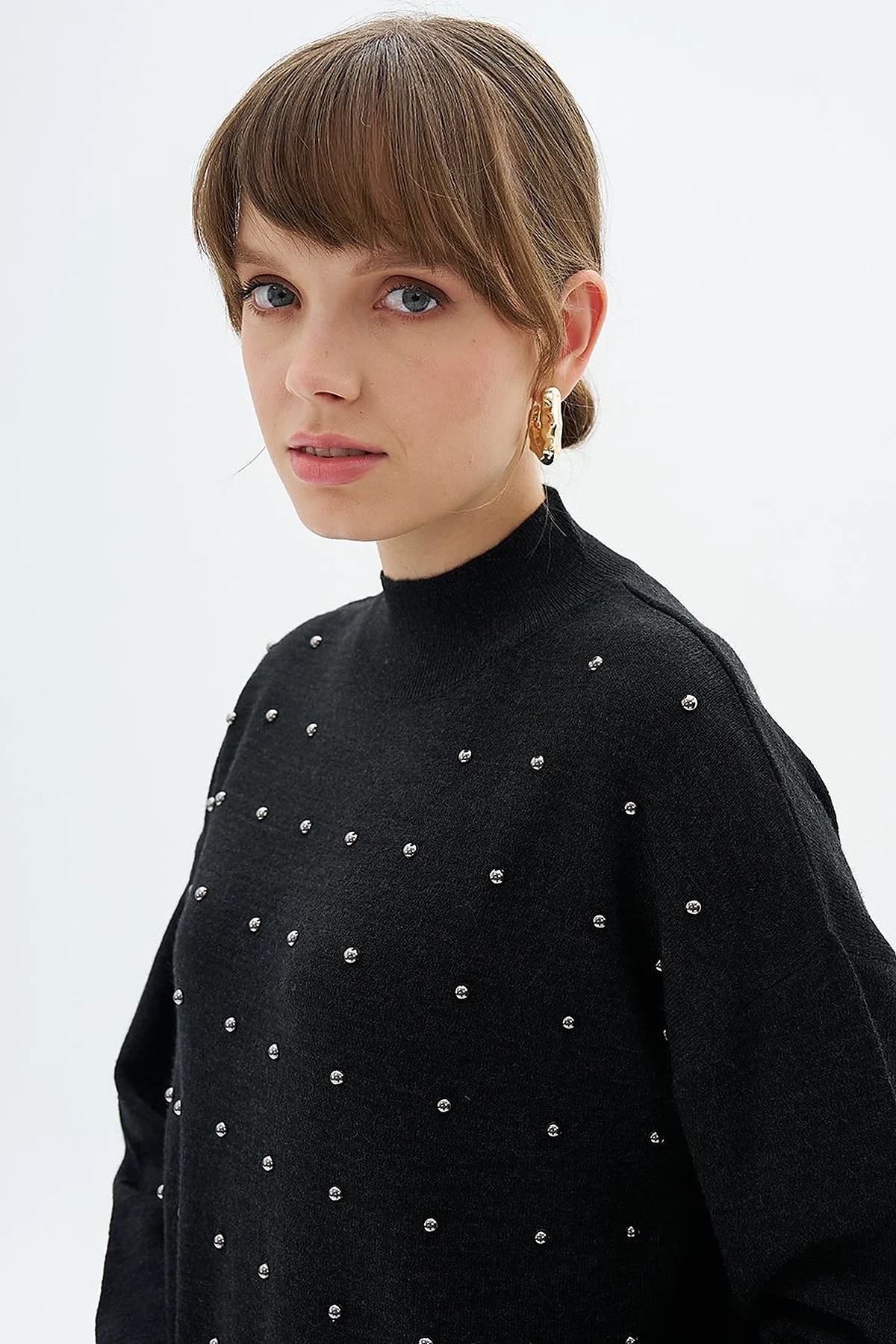 Bead Embroidered Half Turtleneck Knitwear Tunic Black