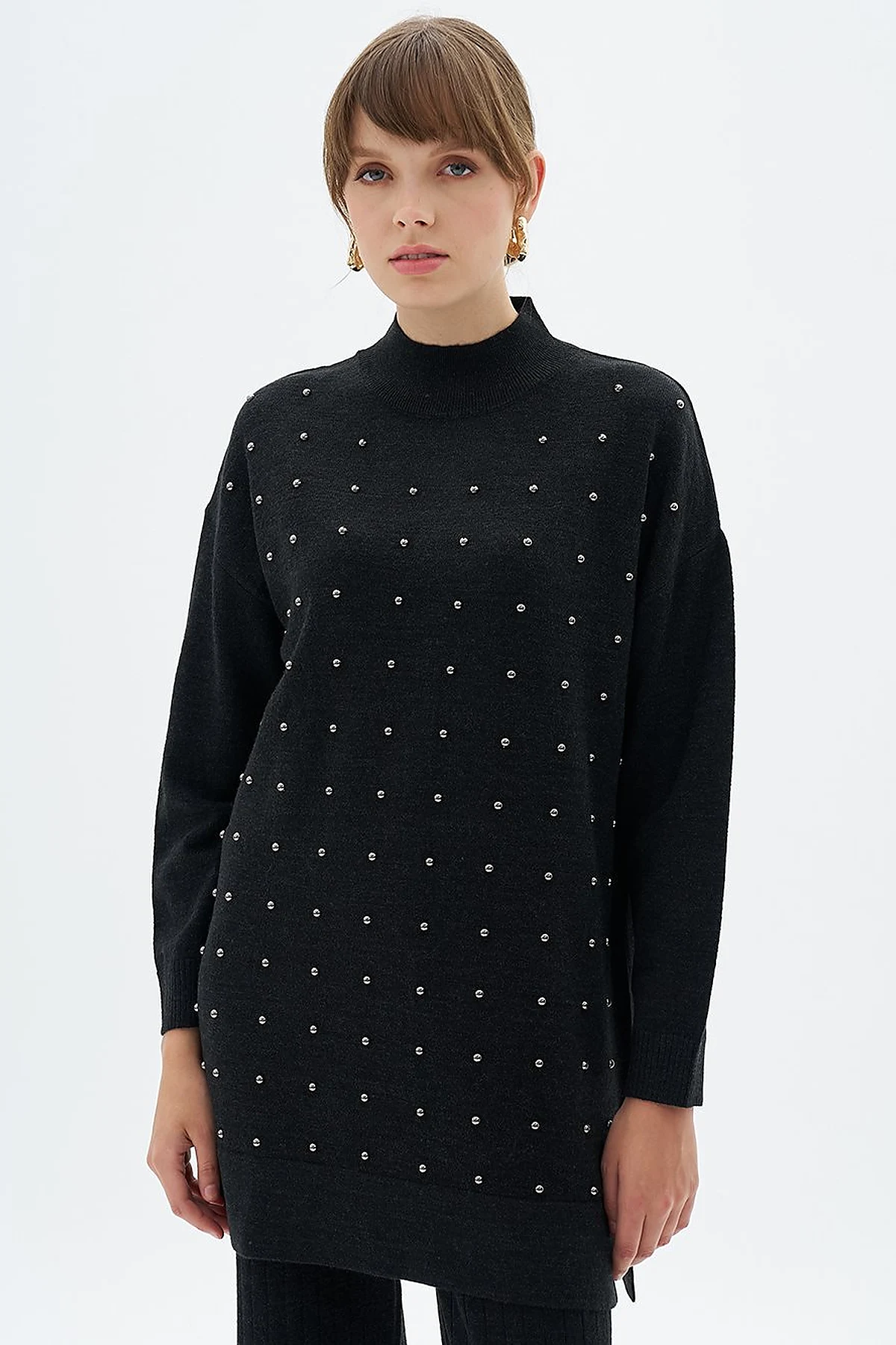 Bead Embroidered Half Turtleneck Knitwear Tunic Black