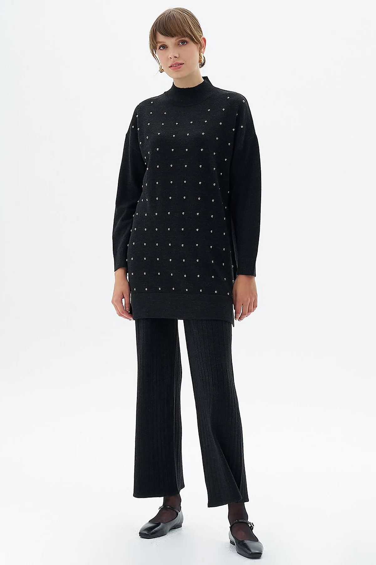 Bead Embroidered Half Turtleneck Knitwear Tunic Black