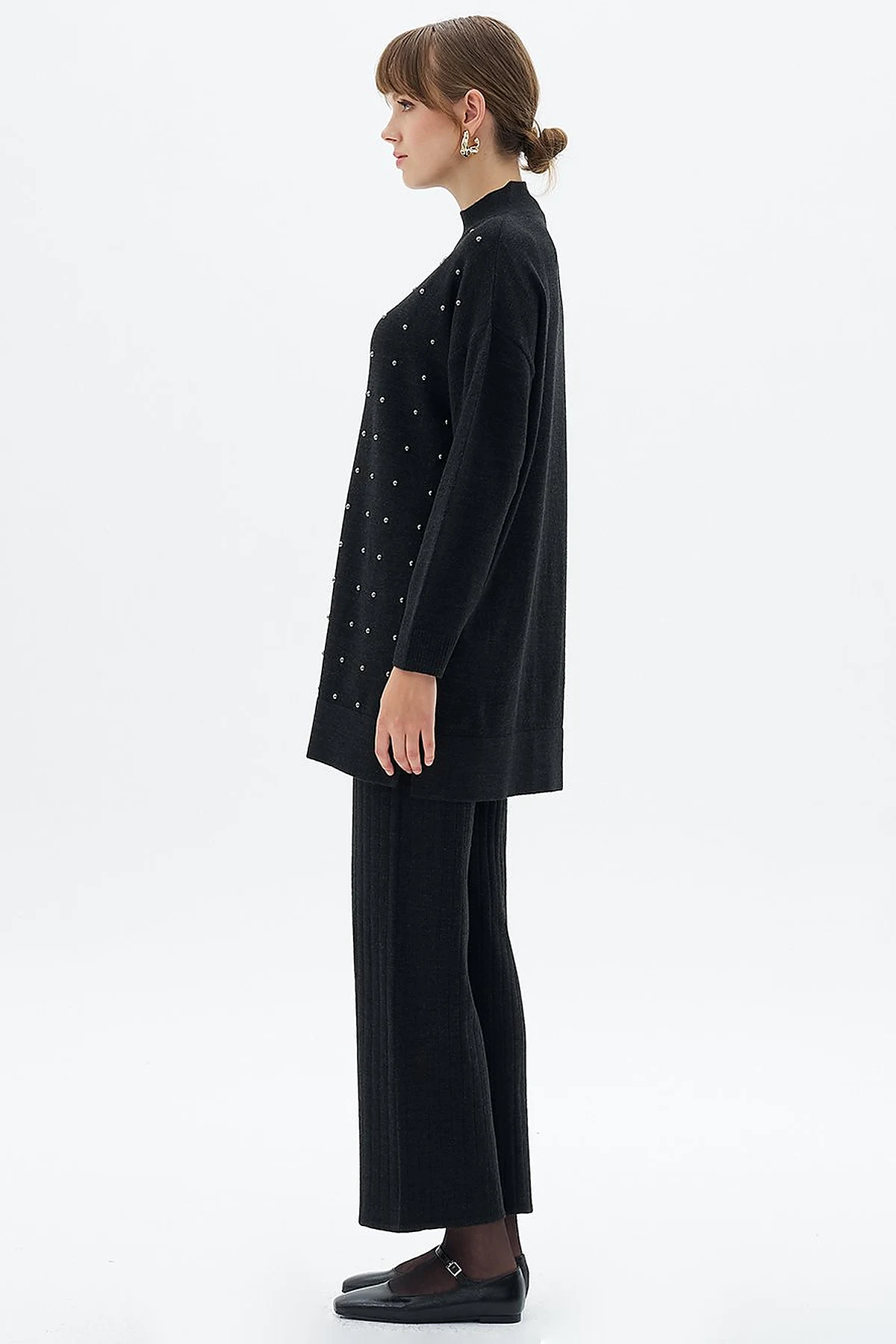 Bead Embroidered Half Turtleneck Knitwear Tunic Black