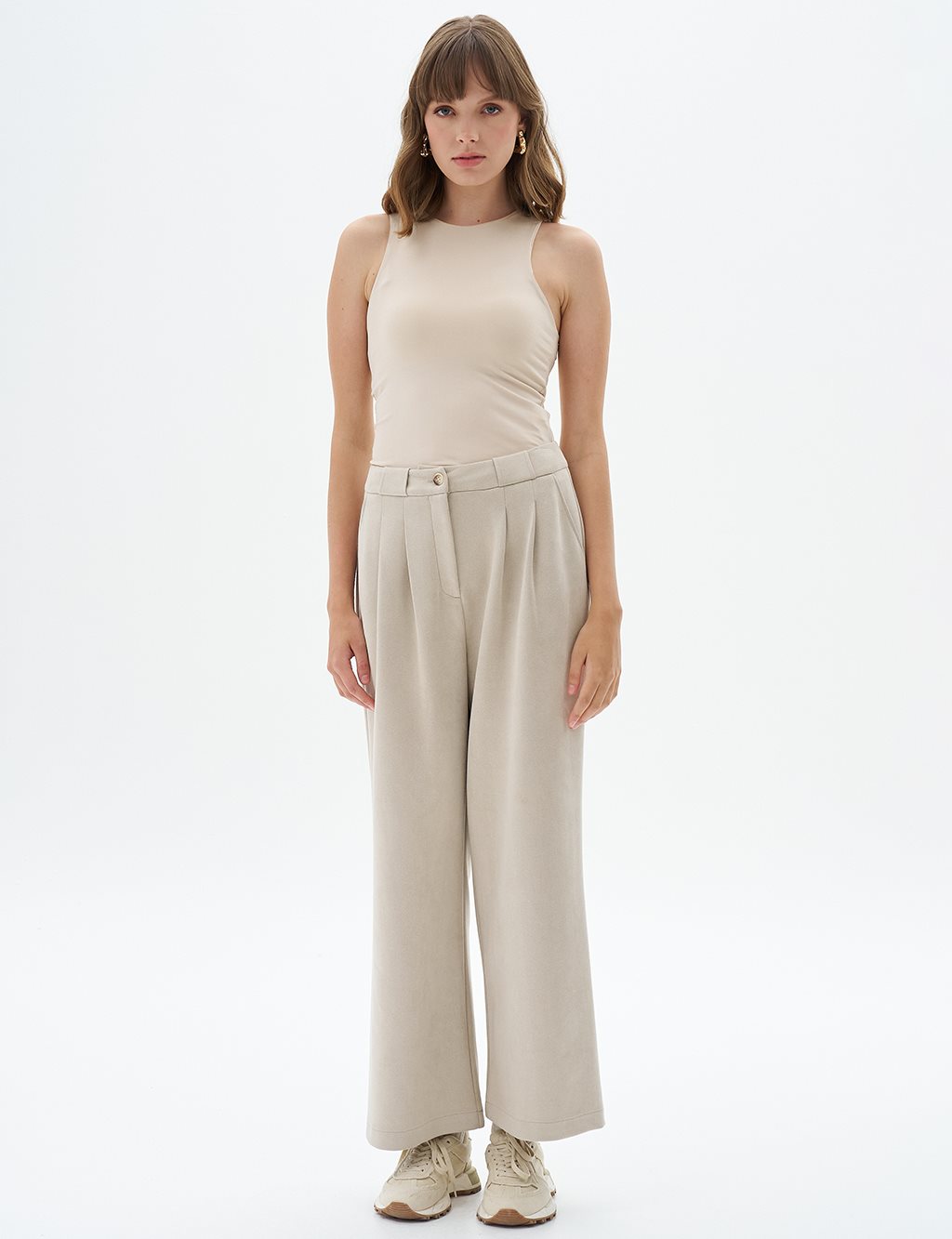 Pleated Suede Trousers Cream