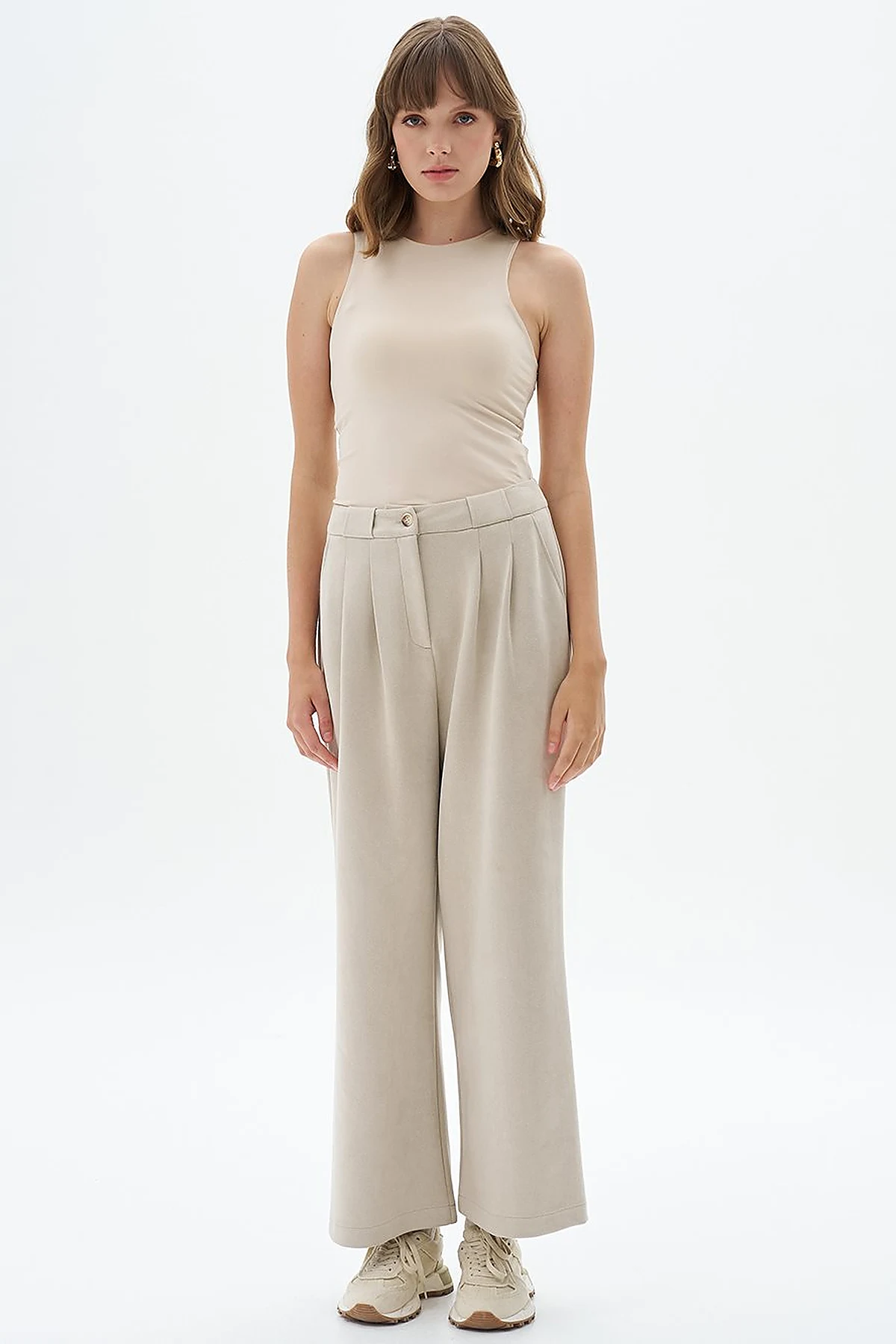 Pleated Suede Trousers Cream