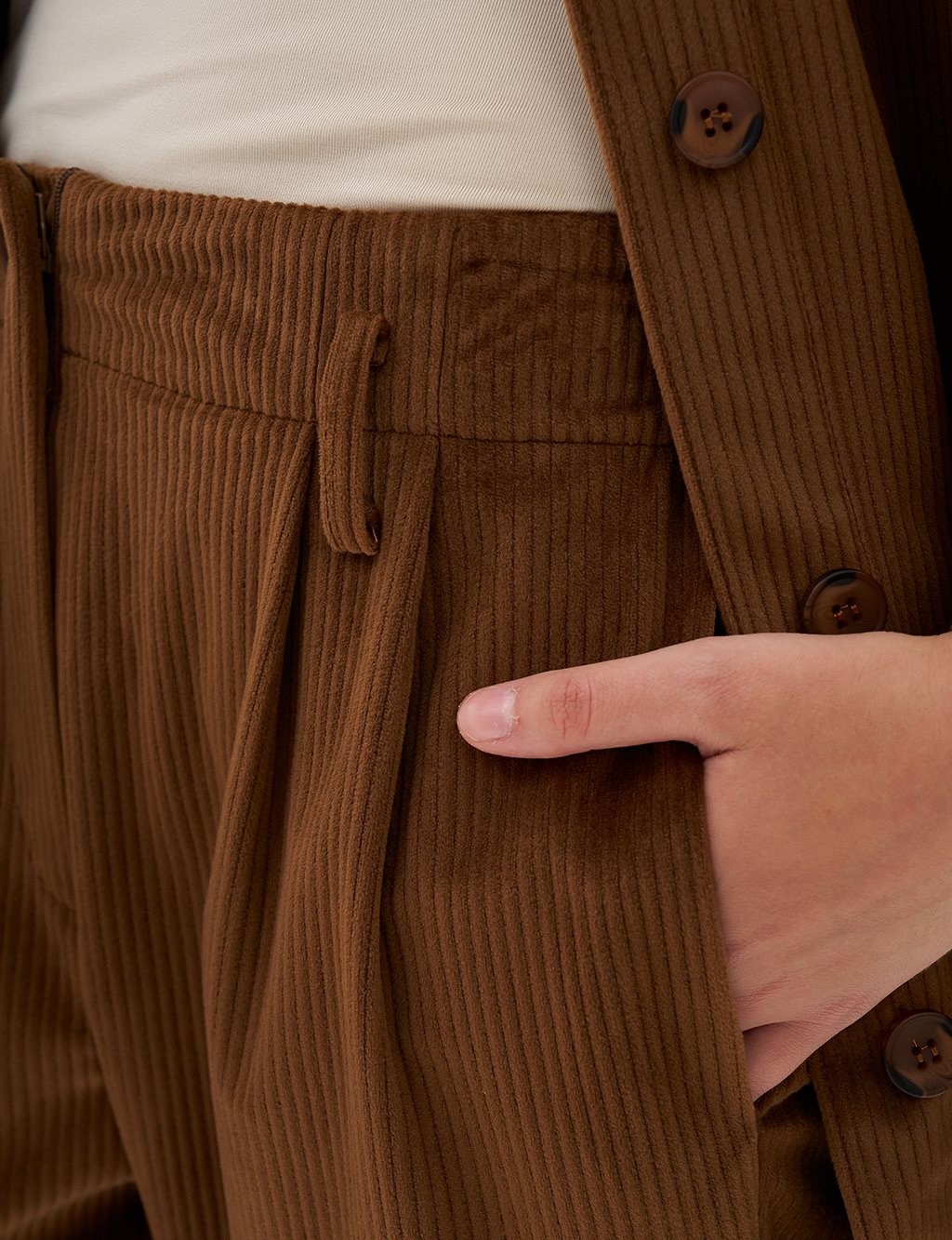 Buttoned Corduroy Set in Camel