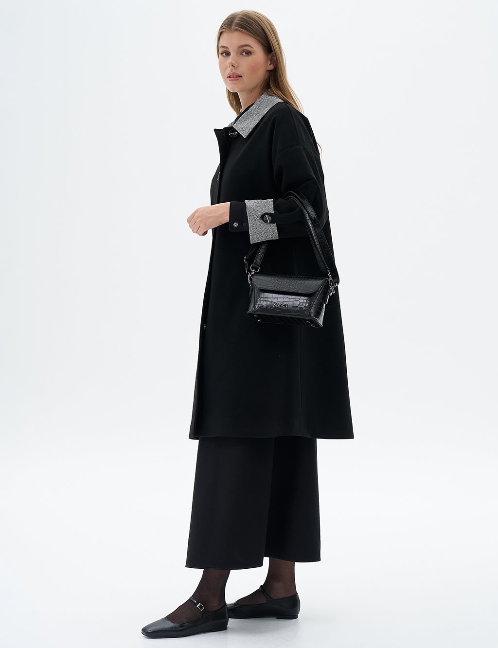 Fabric Garnished Cashmere Coat Black