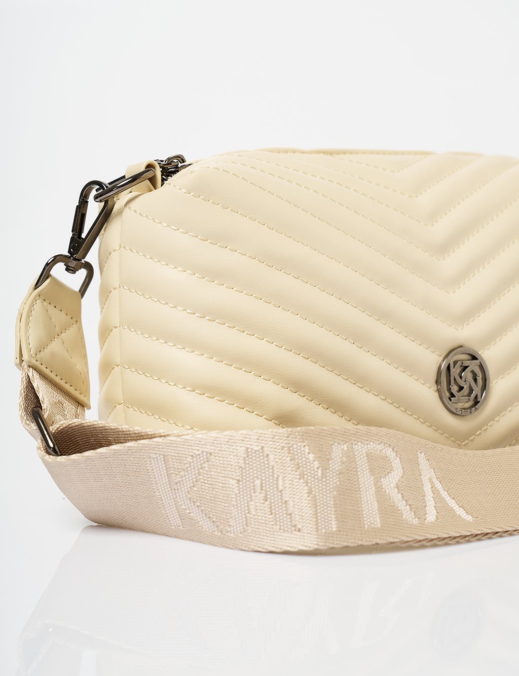 Monogram Detailed Quilted Bag Cream