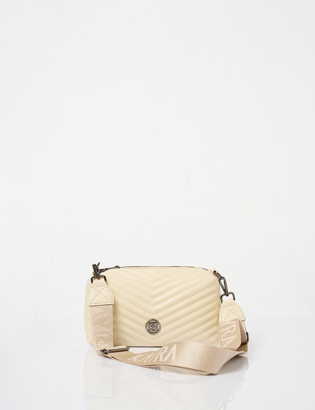 Monogram Detailed Quilted Bag Cream