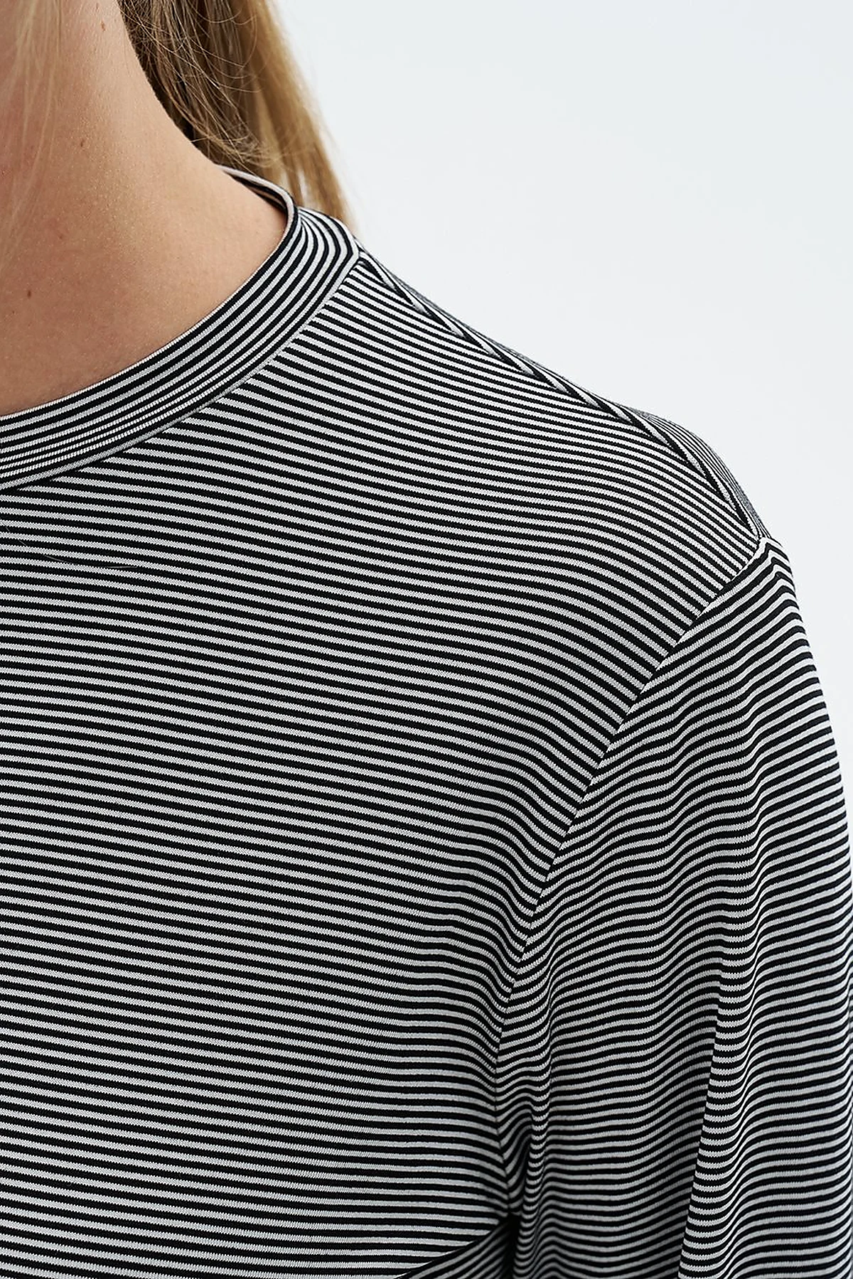 Çizgili Örme Sweatshirt Siyah 