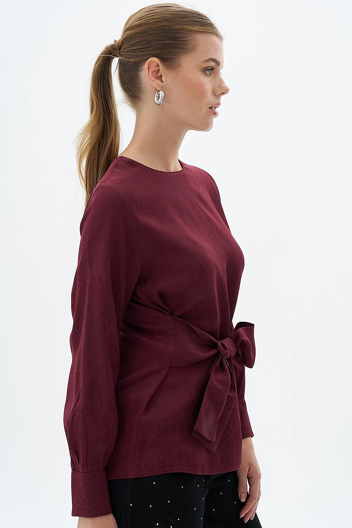 Belted Zero Collar Blouse Claret Red