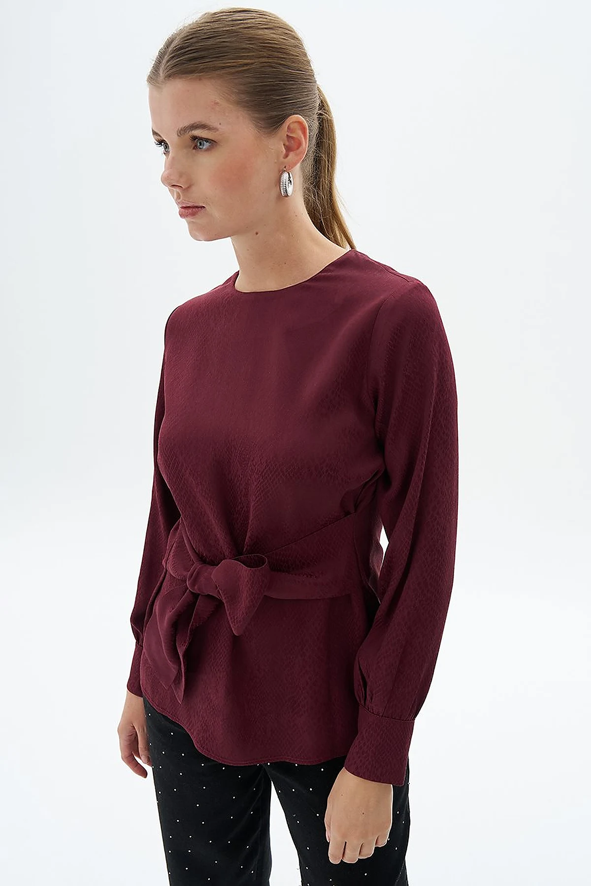 Belted Zero Collar Blouse Claret Red