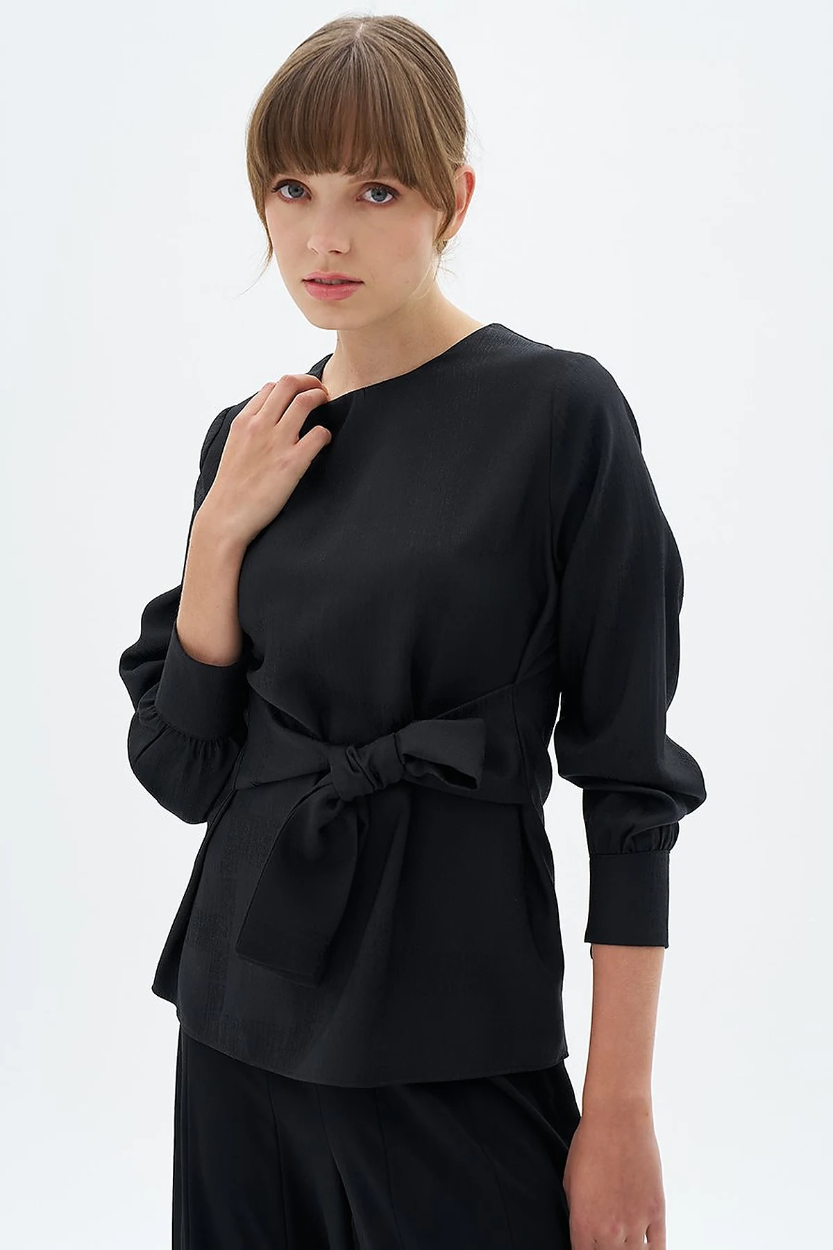 Belted Zero Collar Blouse Black