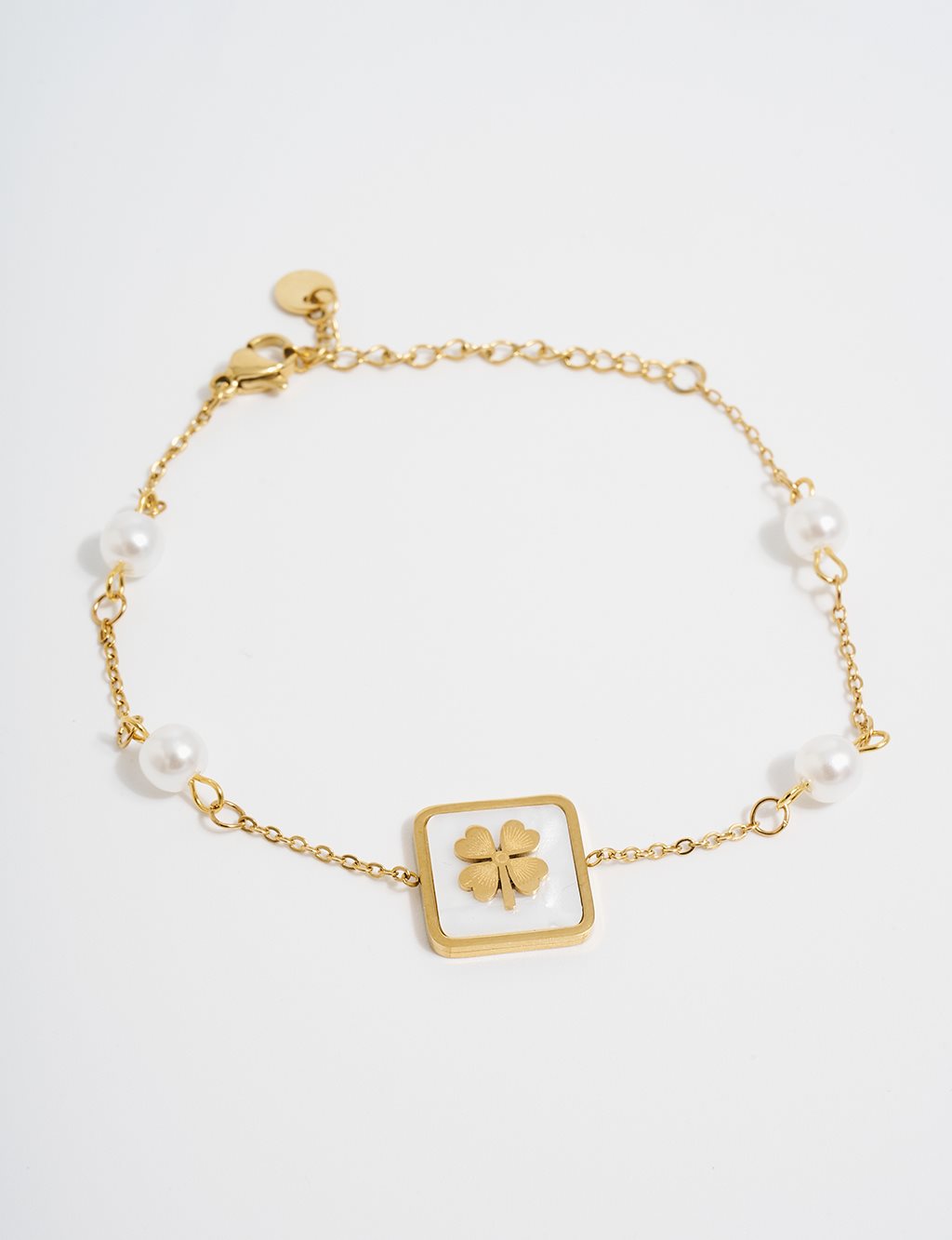 Clover and Pearl-Shaped Bracelet in Gold