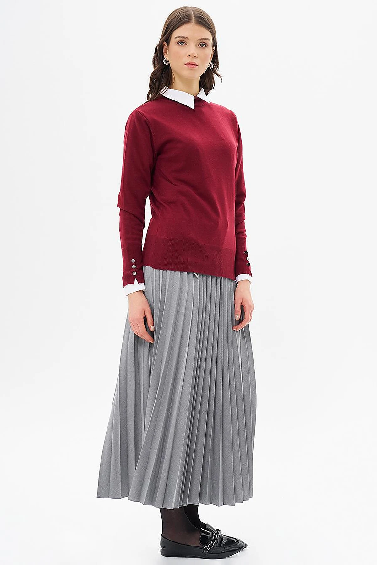 Basic Knit Sweater in Burgundy