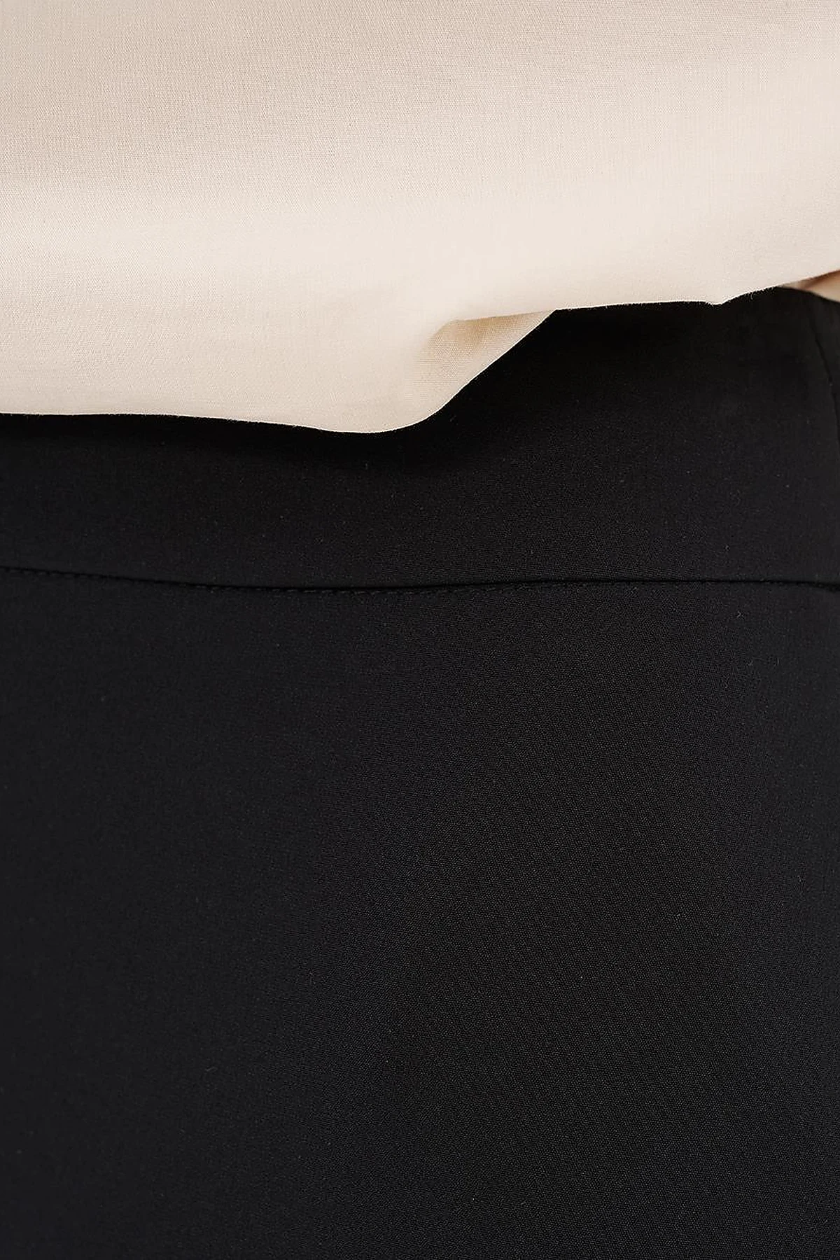 Skirt with Hidden Slit Detail Black