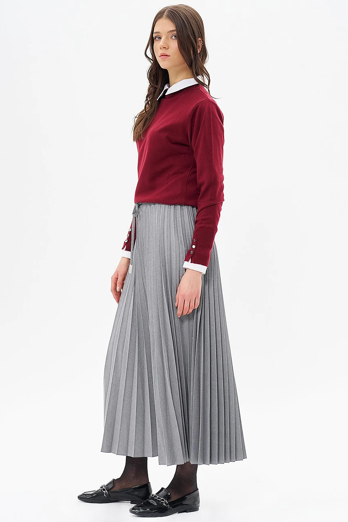 Basic Knit Sweater in Burgundy