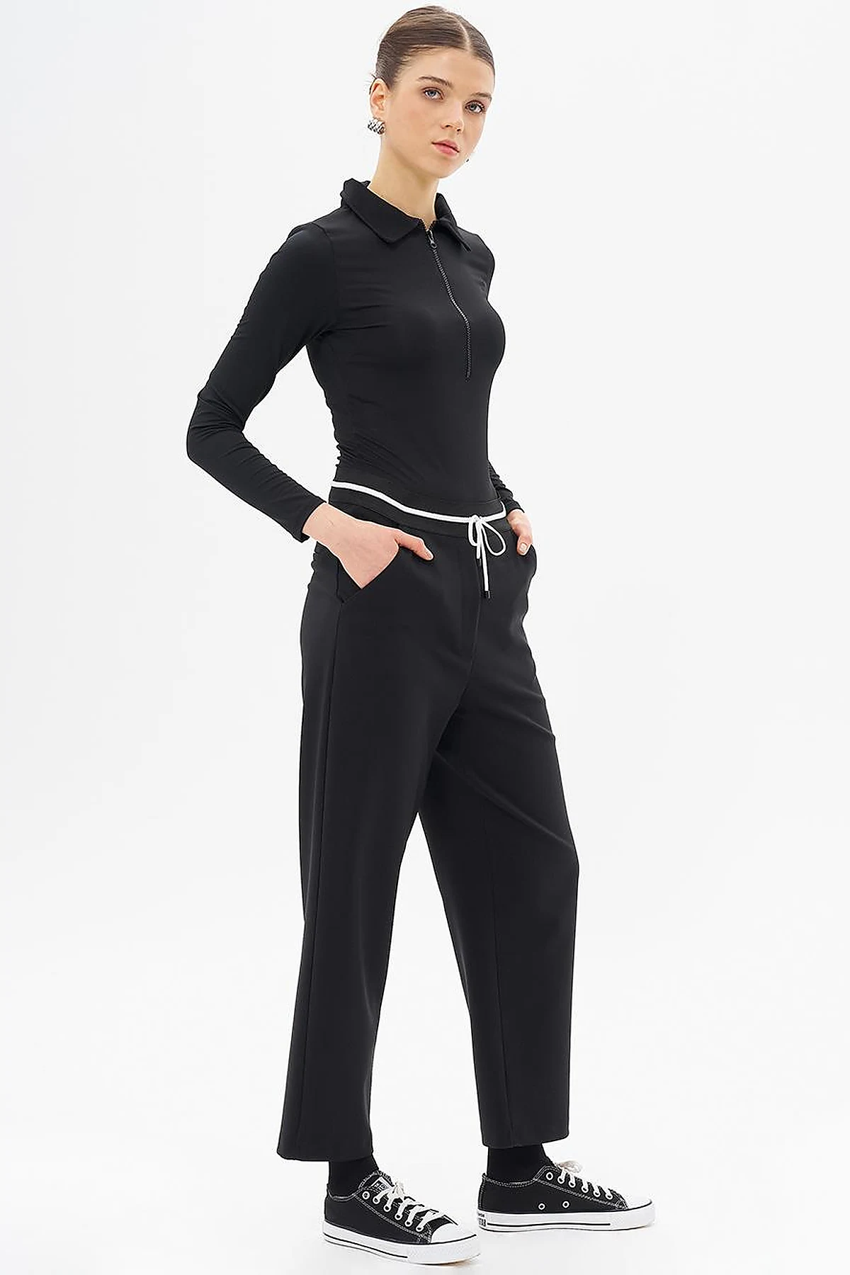Elastic Waist Laced Pants Black