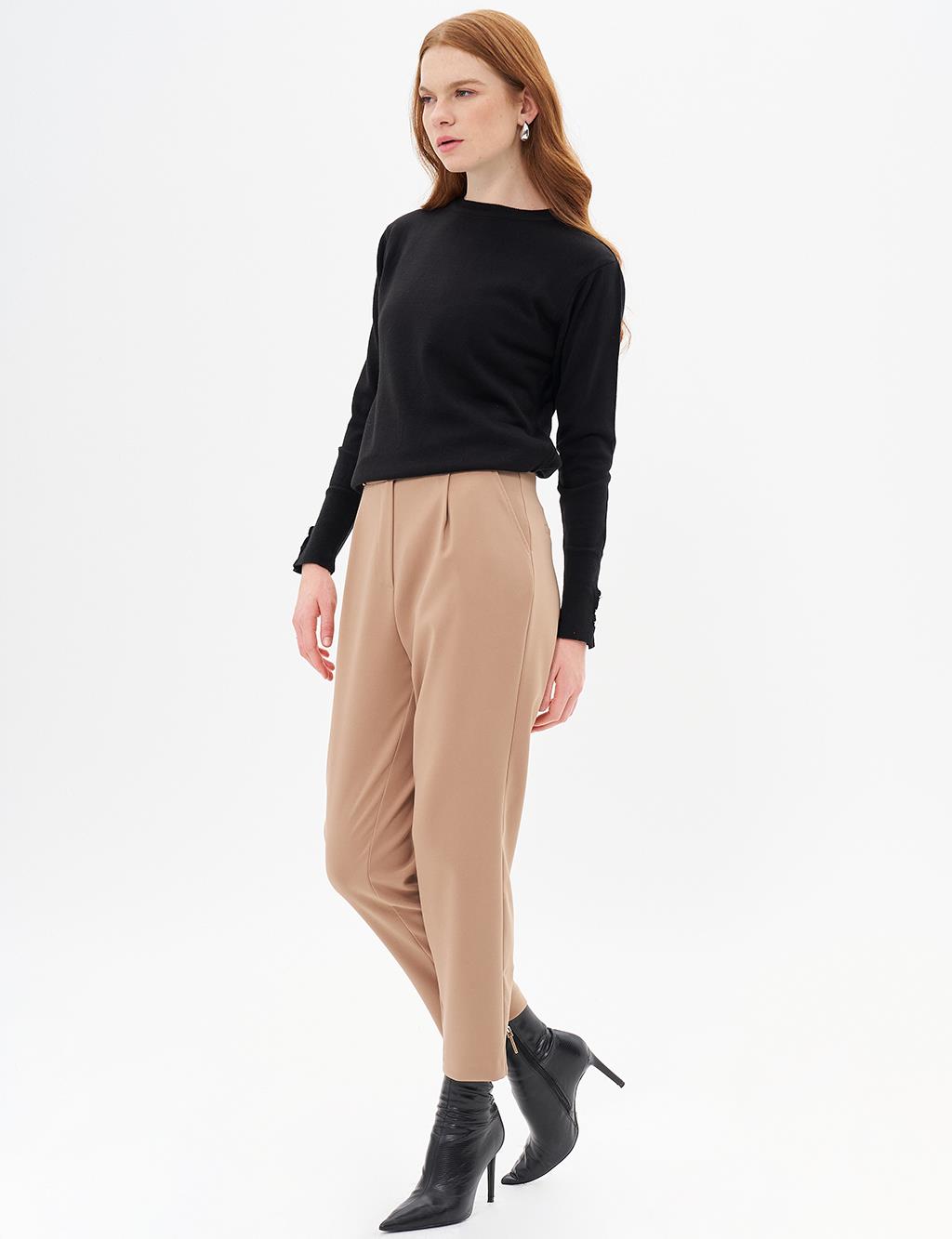 Waist Detailed Carrot Pants Beige