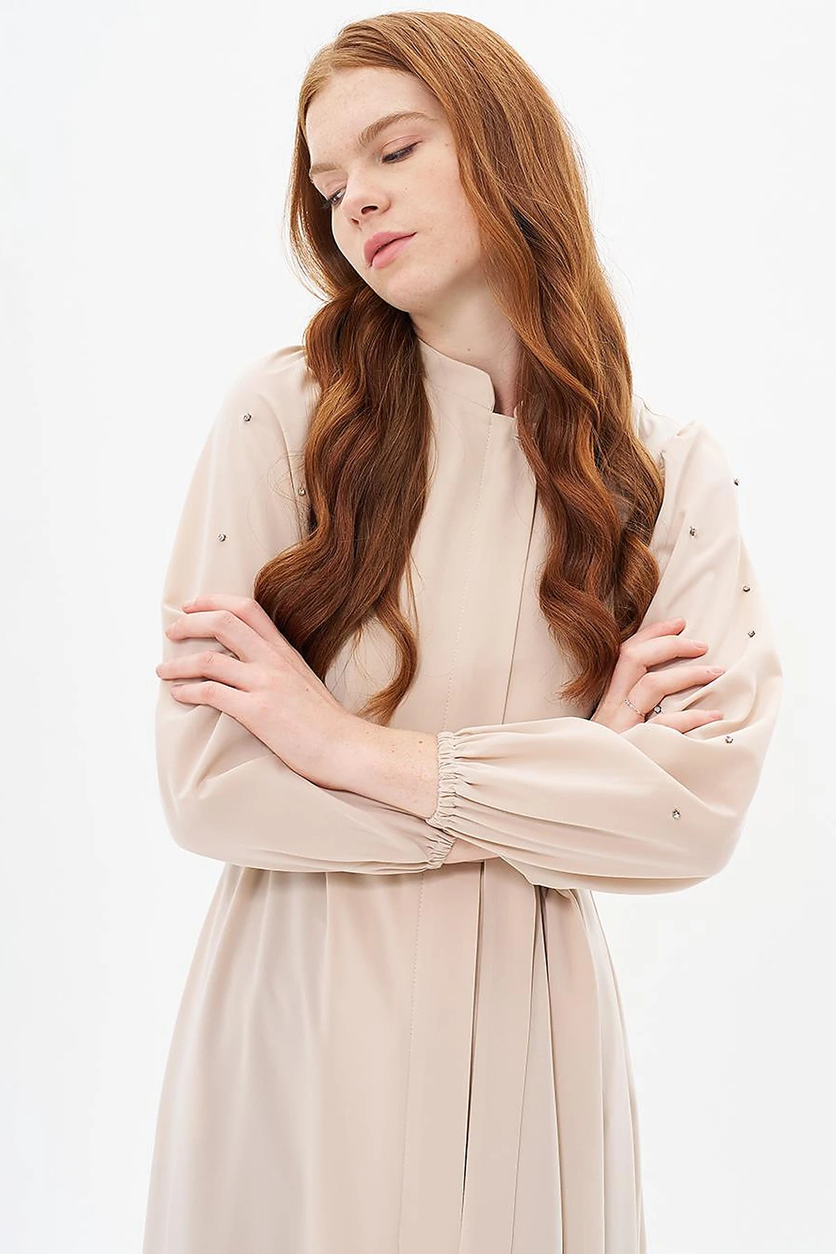 Belted Balloon Sleeve Wear-and-Go Sand Beige