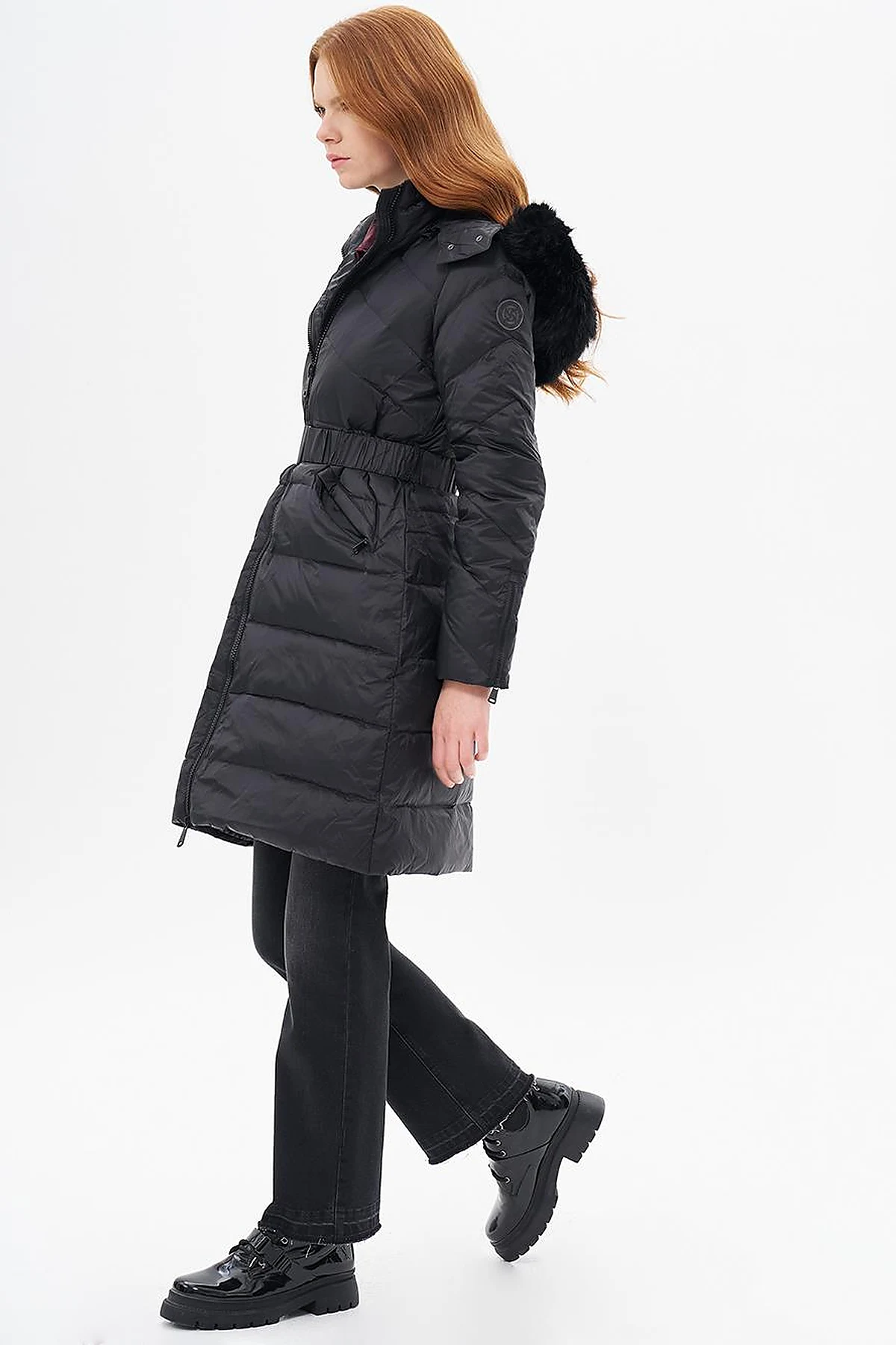 Zipped Pocket Detailed Down Coat Black