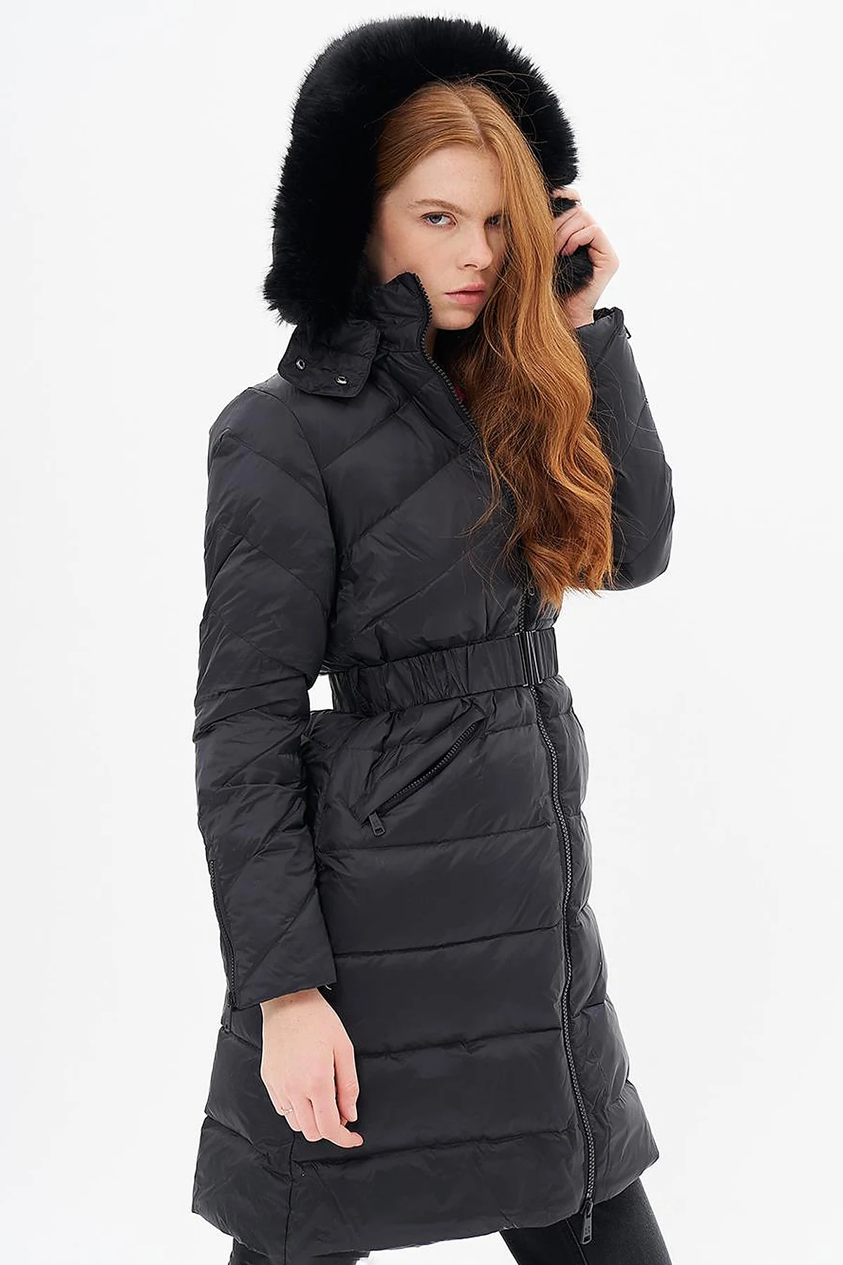 Zipped Pocket Detailed Down Coat Black