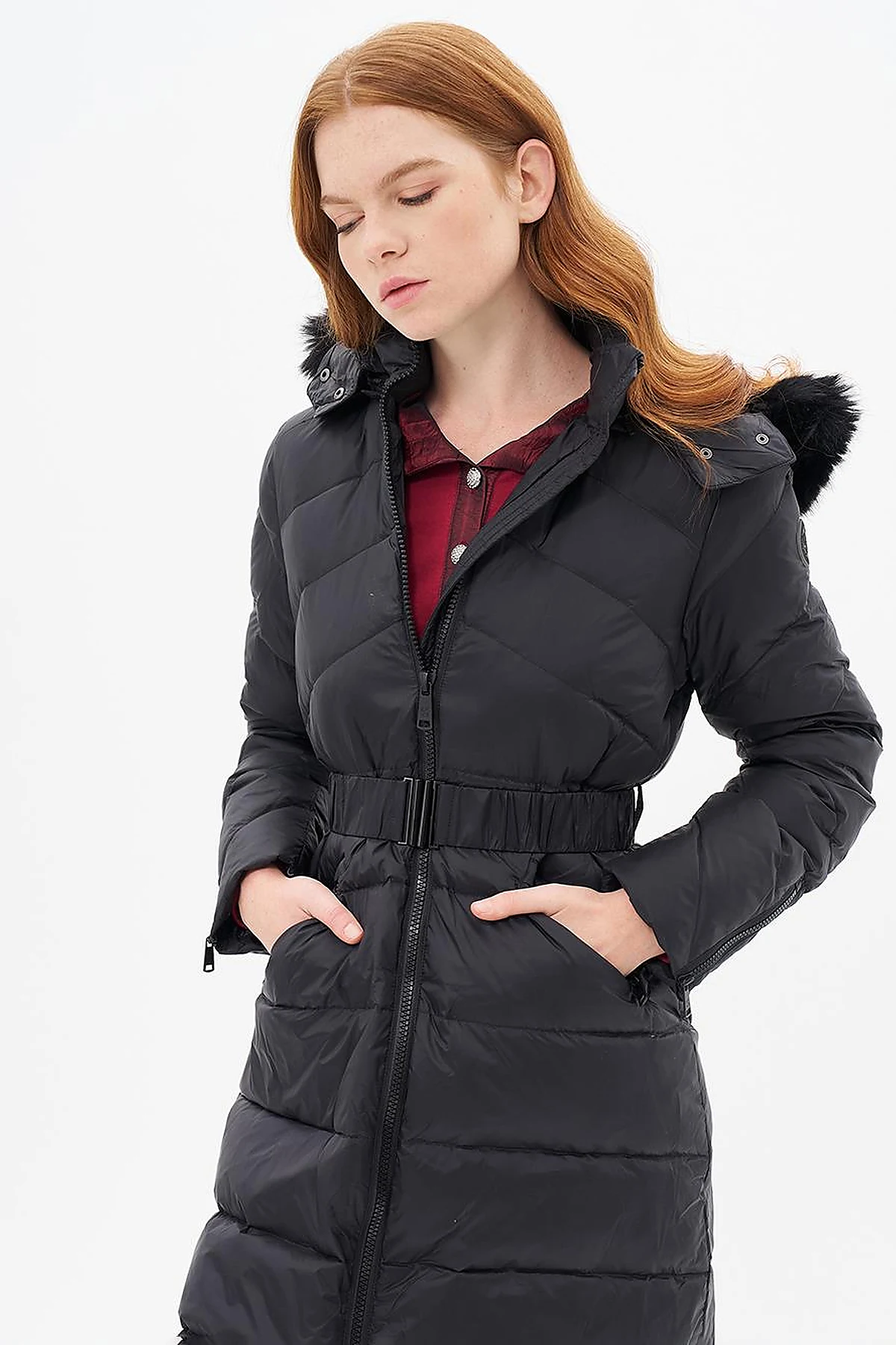Zipped Pocket Detailed Down Coat Black
