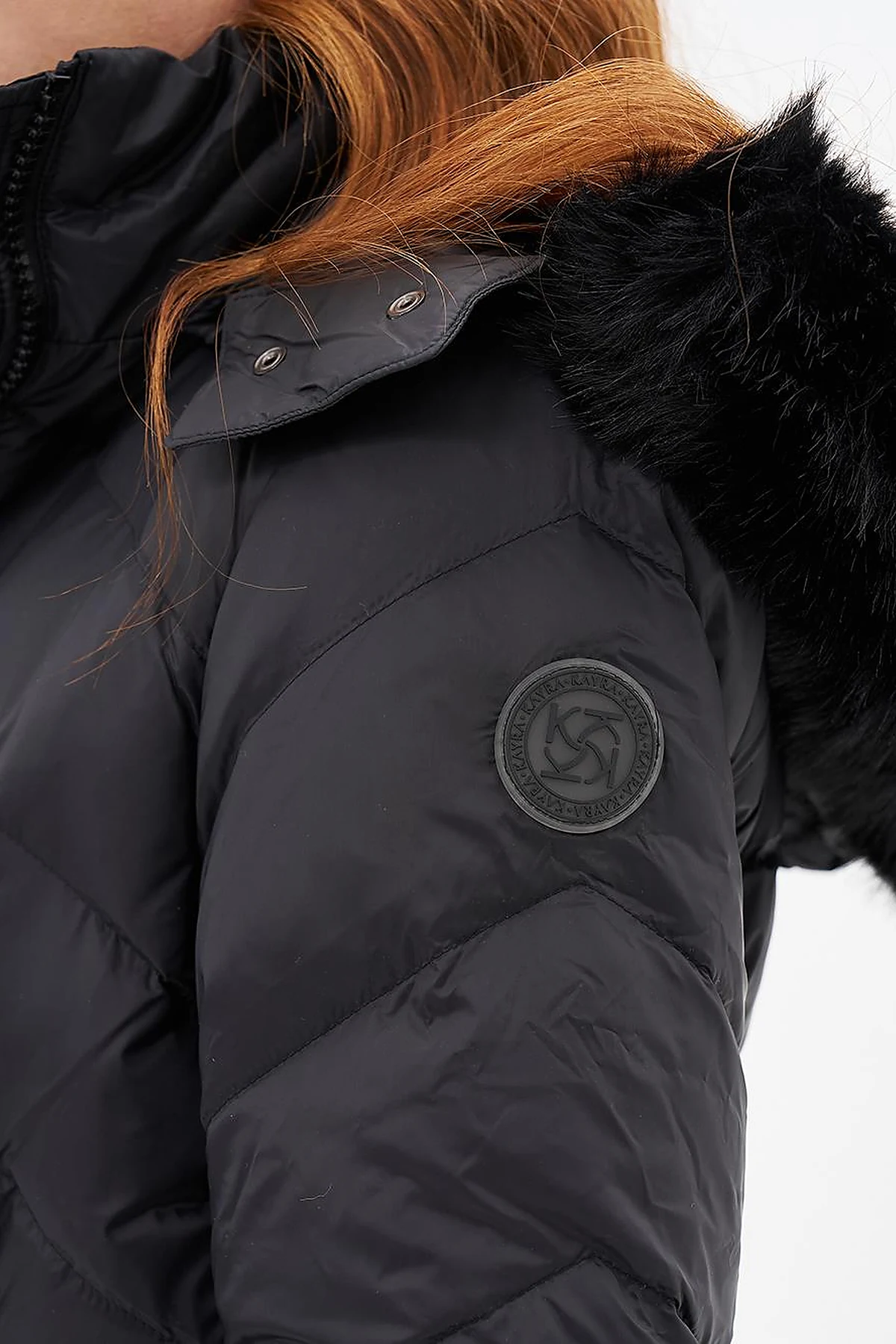 Zipped Pocket Detailed Down Coat Black