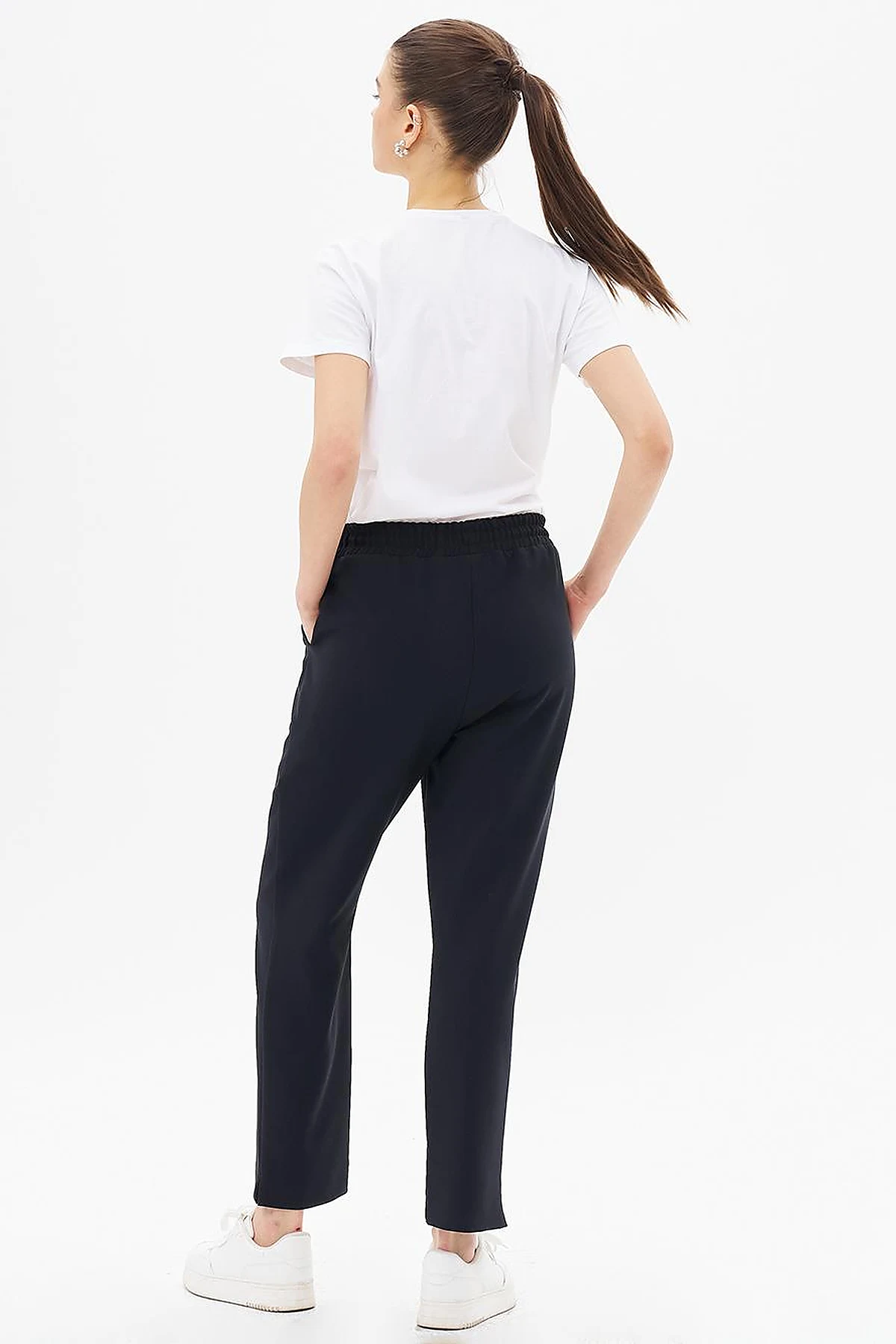 Carrot Trousers with Slit Legs Black