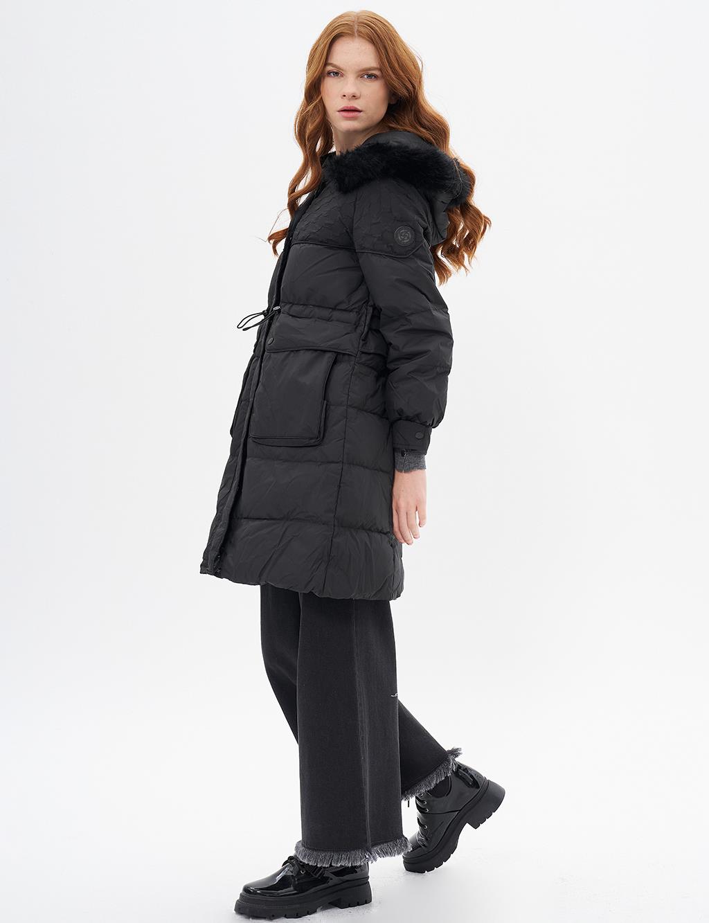 Polka Dot Detailed Down Coat Black
