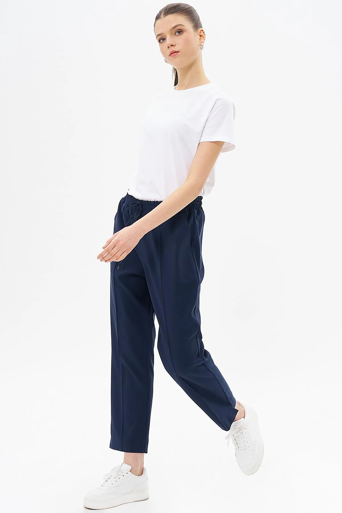 Carrot Trousers with Slit Legs Dark Navy Blue