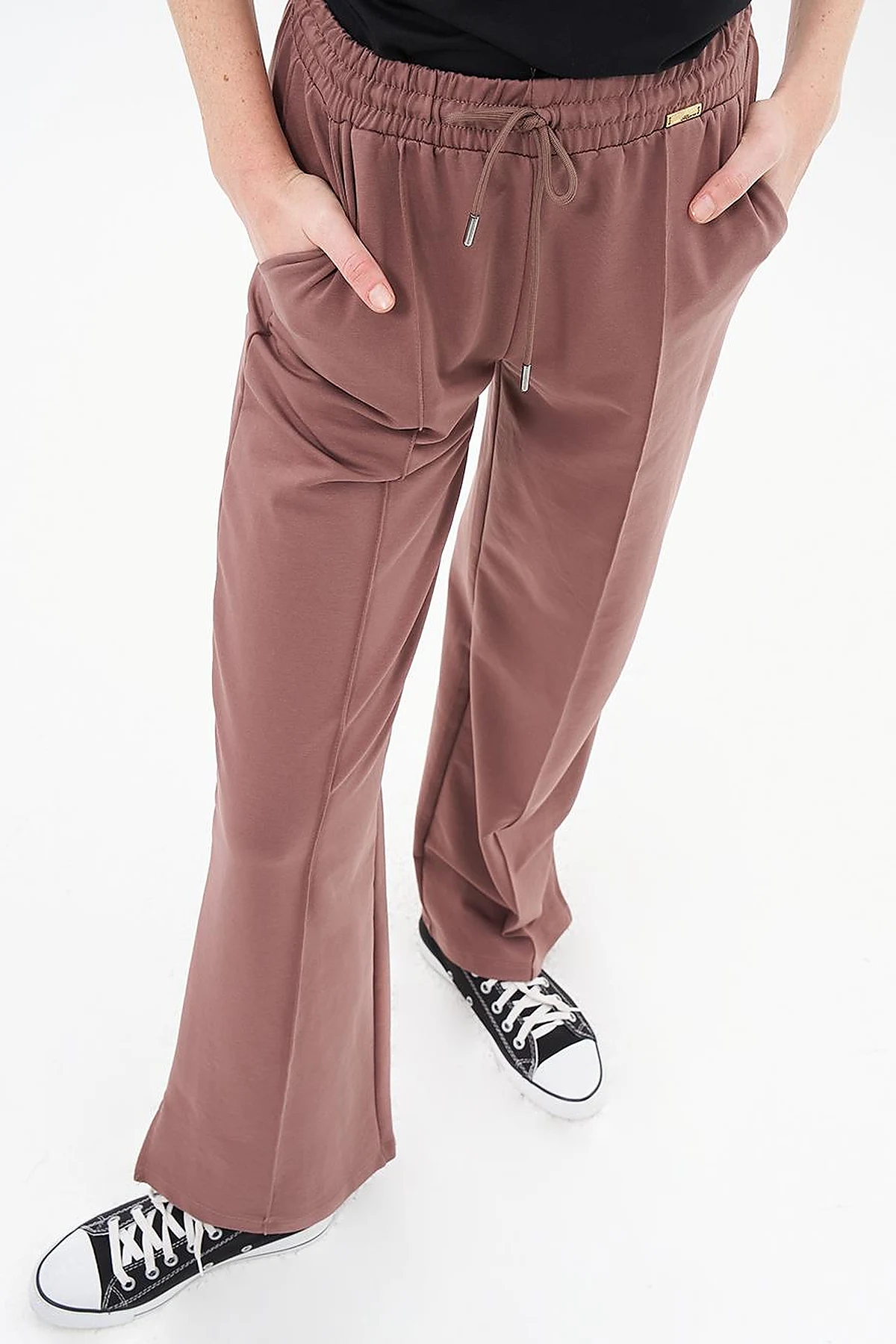 Topstitched Pants in Brown
