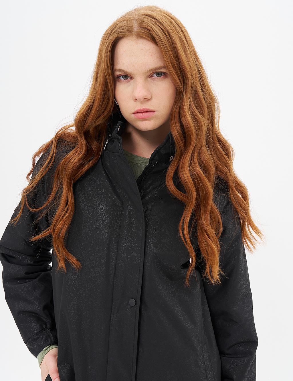 Netted Concealable Hooded Coat Black