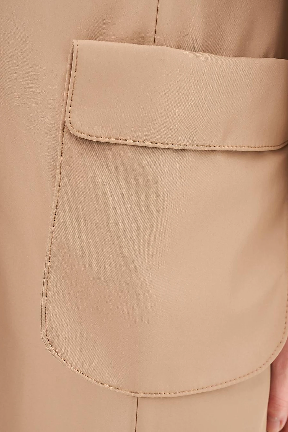 Hooded Wide Pocket Wear-and-Go Dark Beige