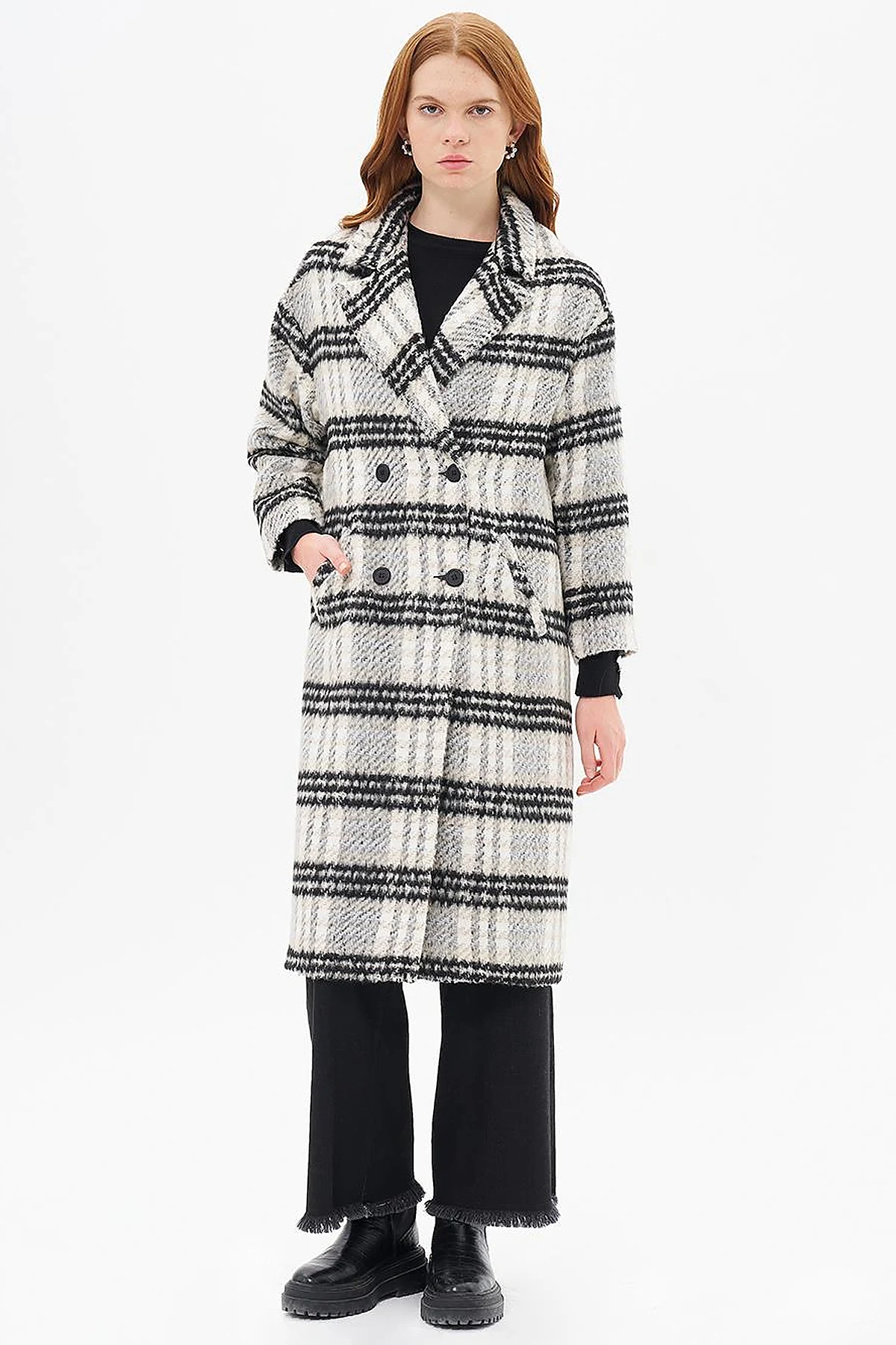 Buttoned Plaid Coat Black