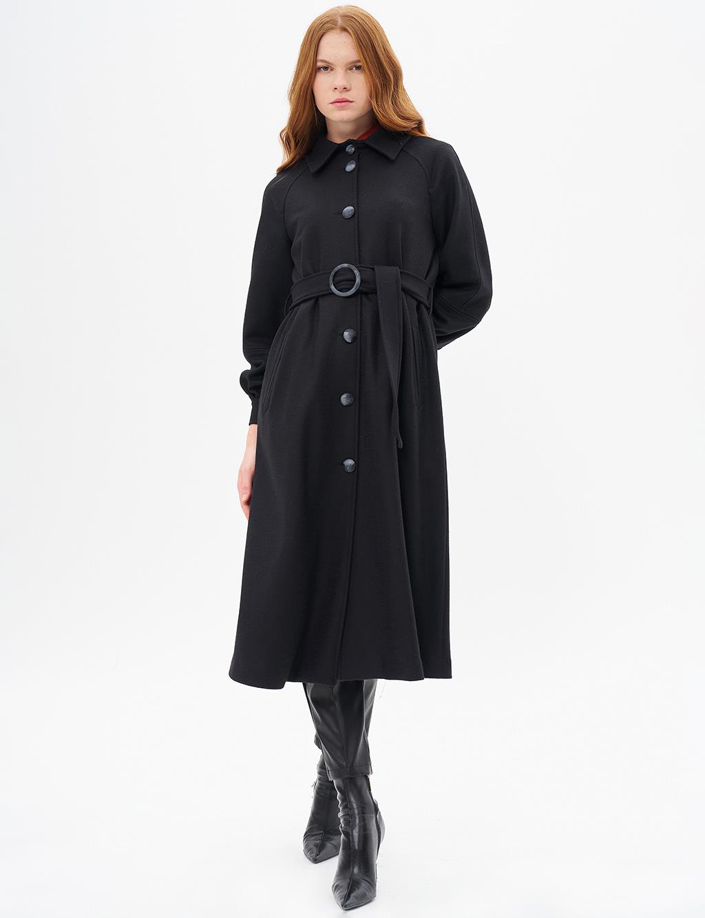 Buckle Detailed Cashmere Coat Black