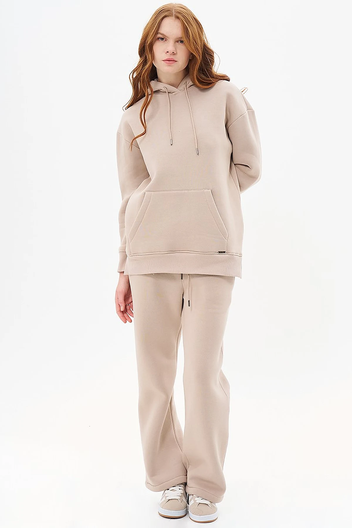 Hooded Sweatshirt in Stone