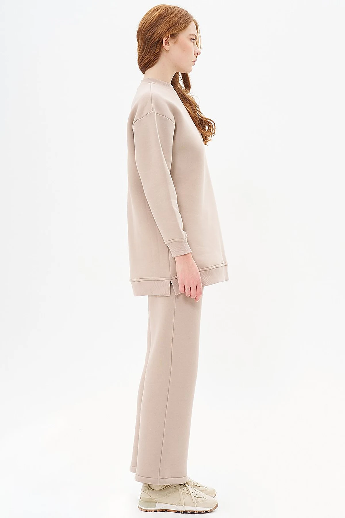 Round Neck 3-Piece Sweatshirt in Stone