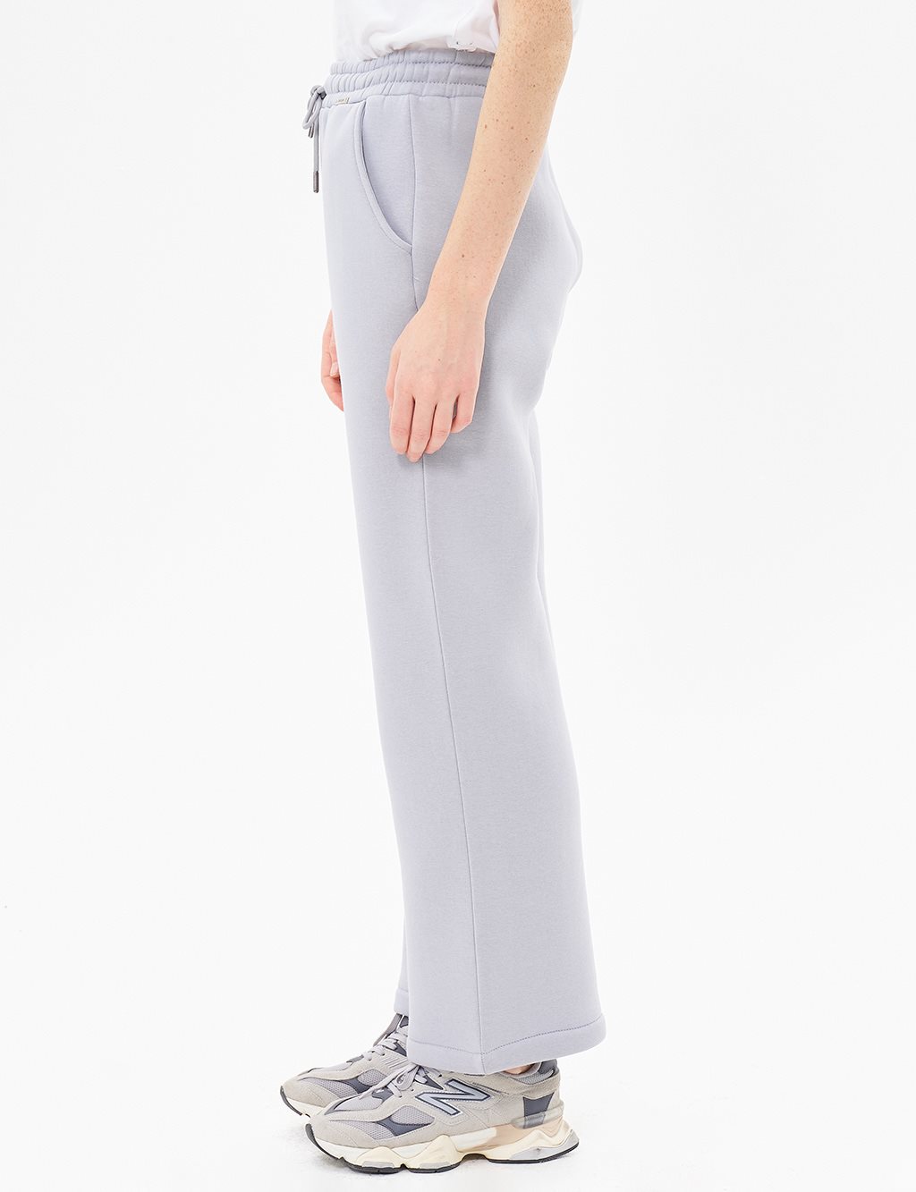 Elastic Waist 3-Piece Sweatpants in Grey