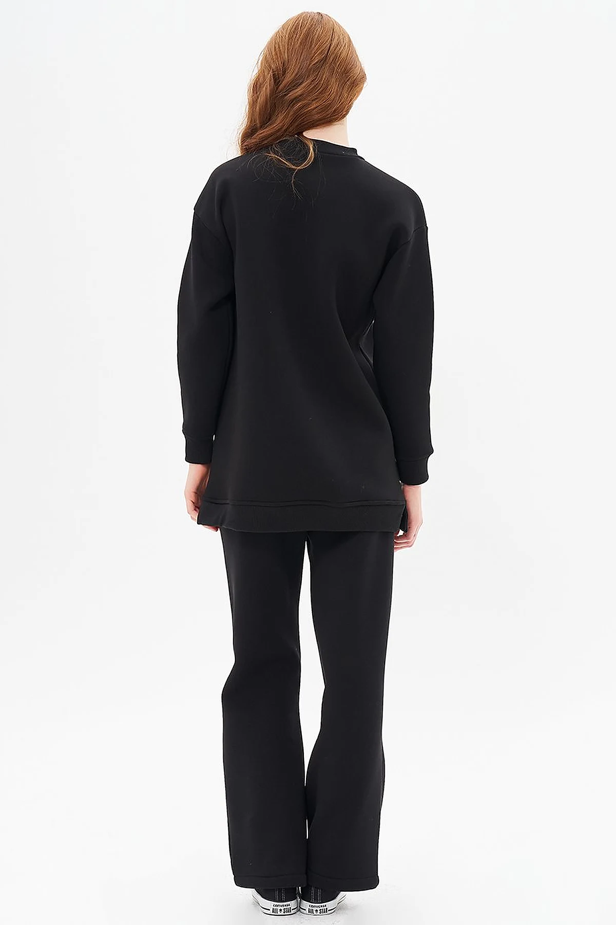 Round Neck 3-Piece Sweatshirt in Black