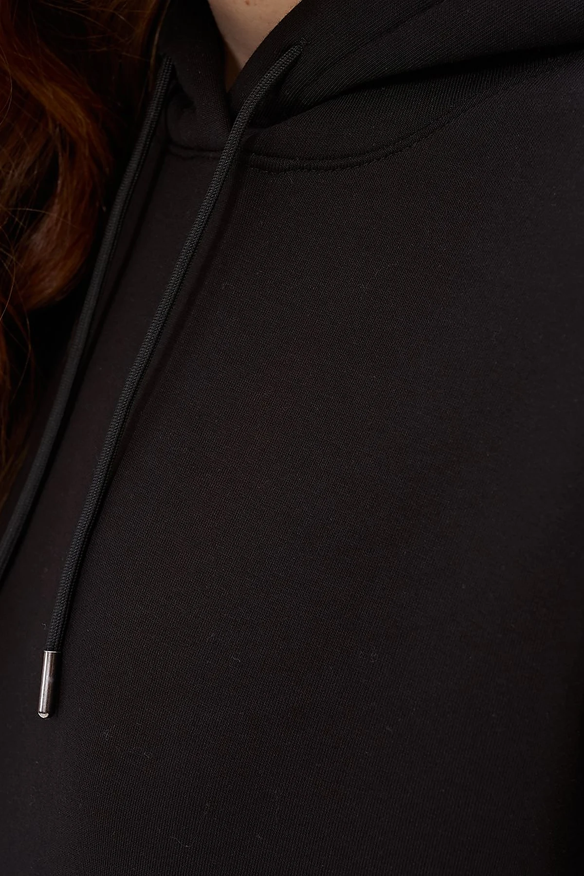Hooded Sweatshirt in Black