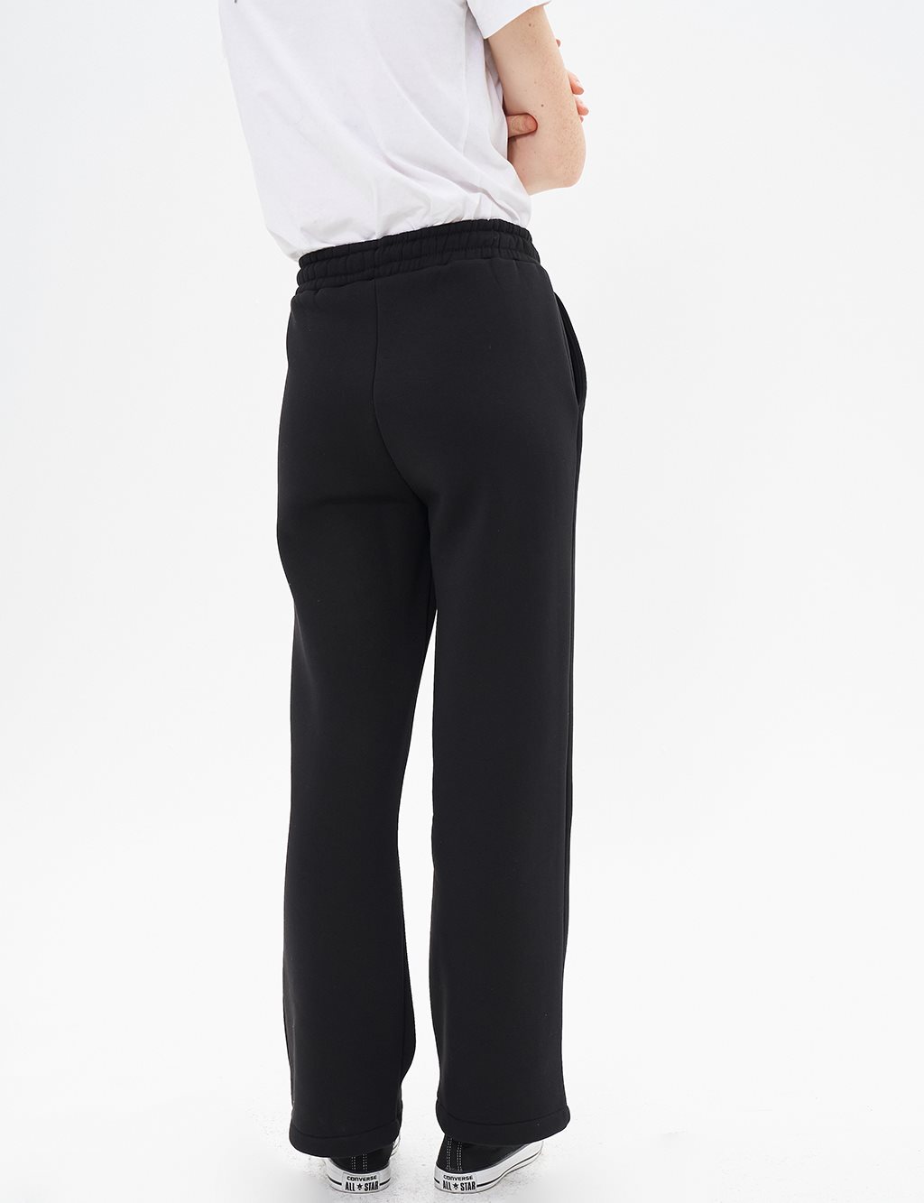 Elastic Waist 3-Piece Sweatpants in Black