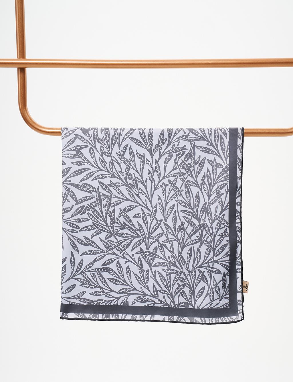 Leaf Pattern Scarf Anthracite