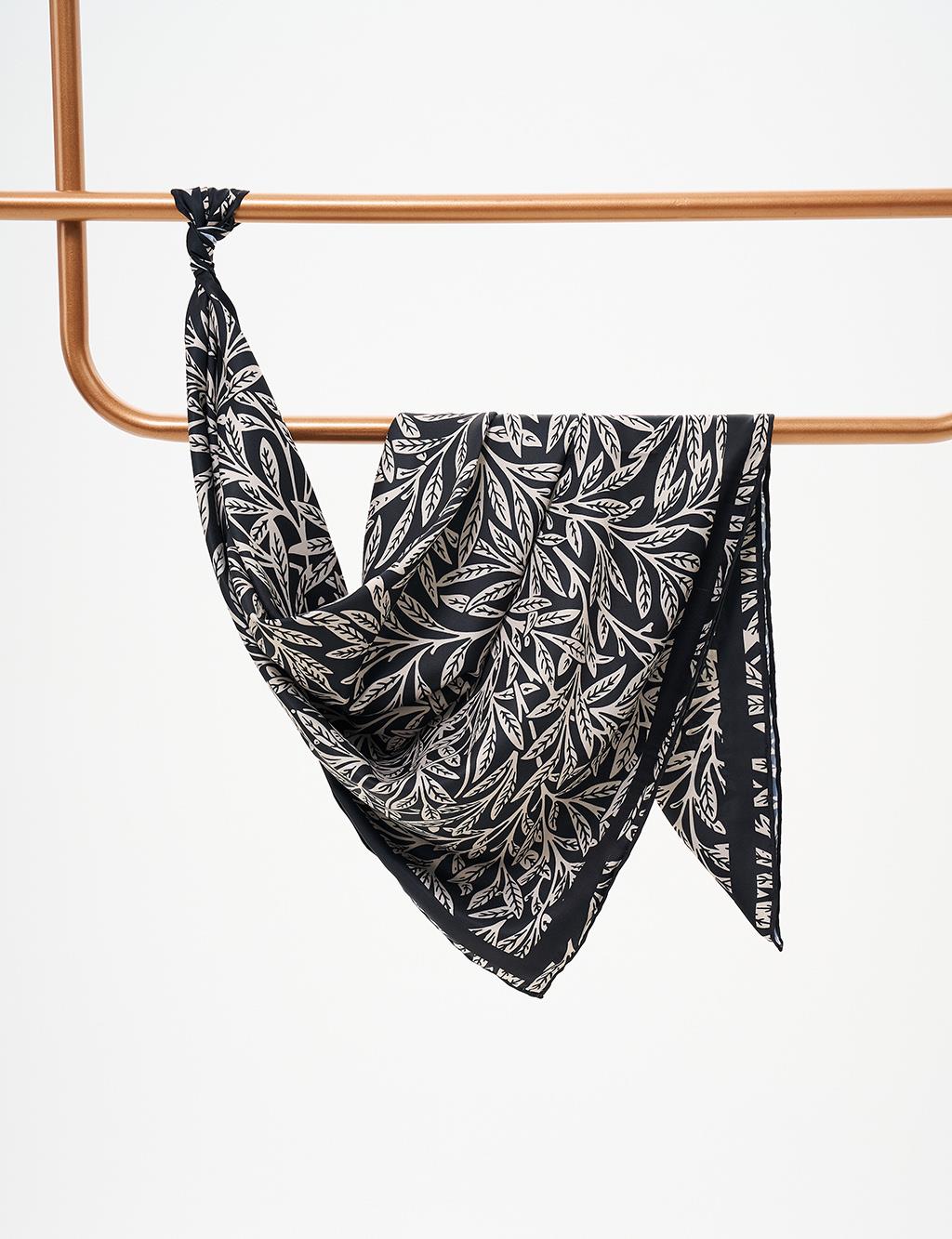 Leaf Pattern Scarf Black