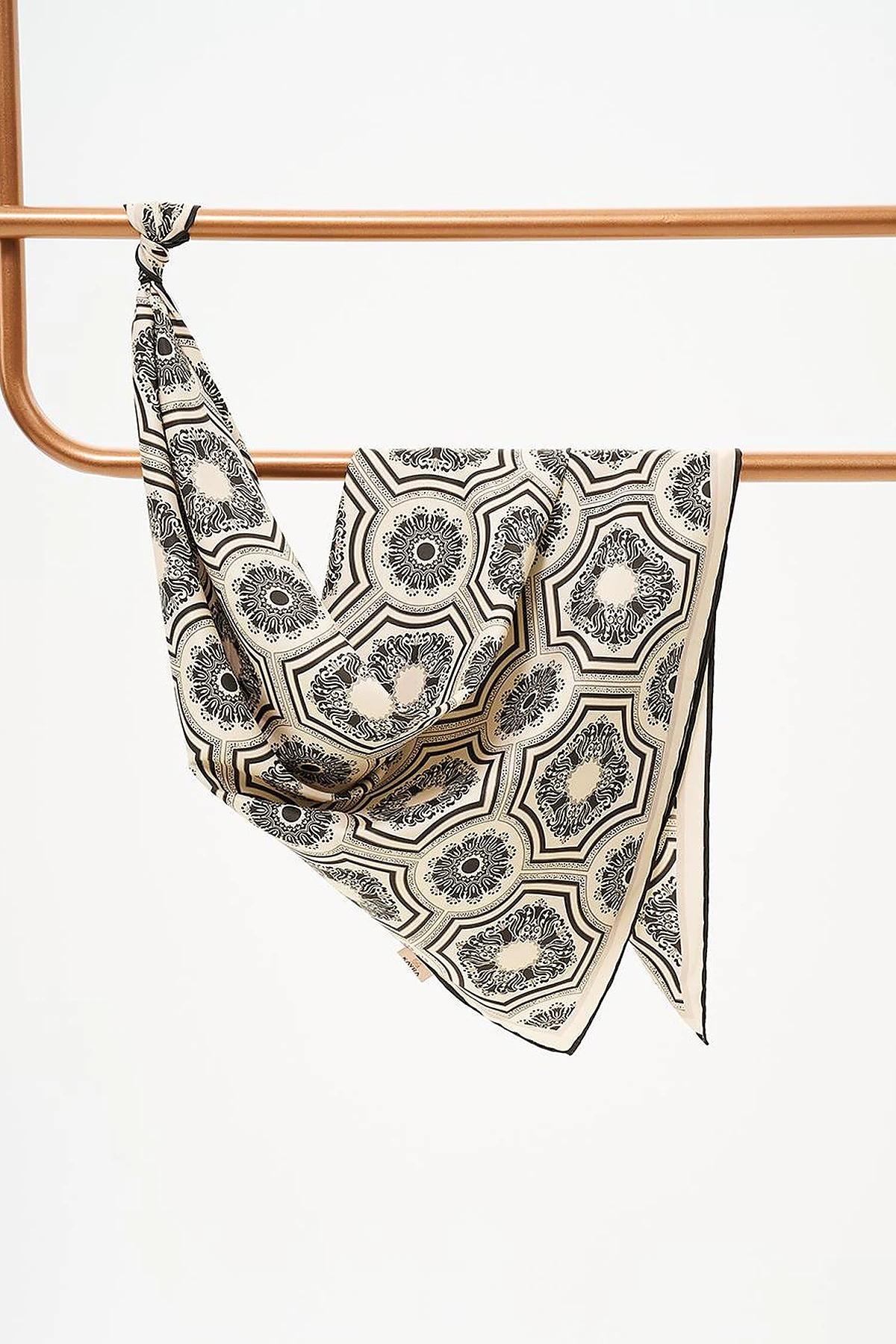 Geometric Pattern Scarf Beige