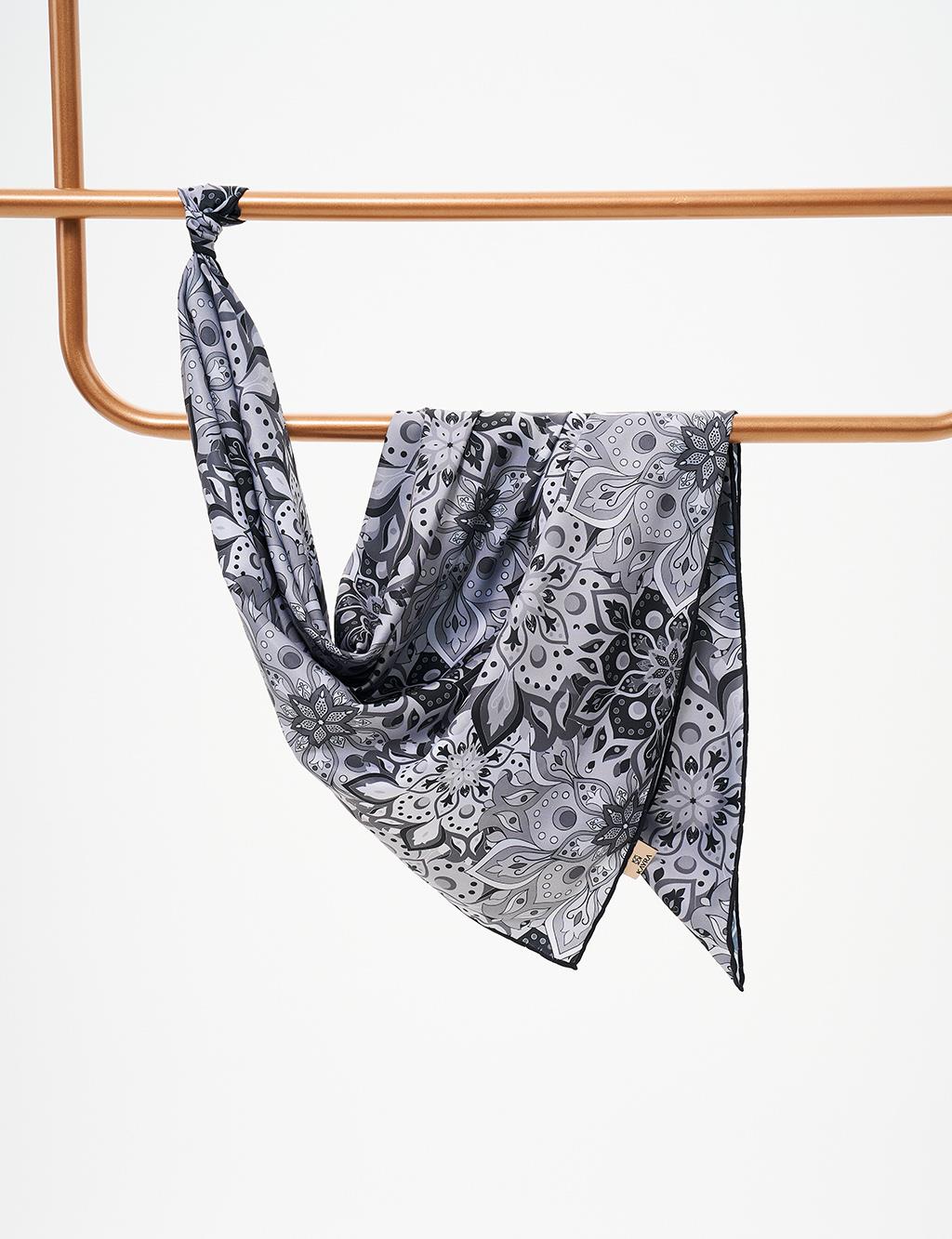 Flower Pattern Scarf Gray