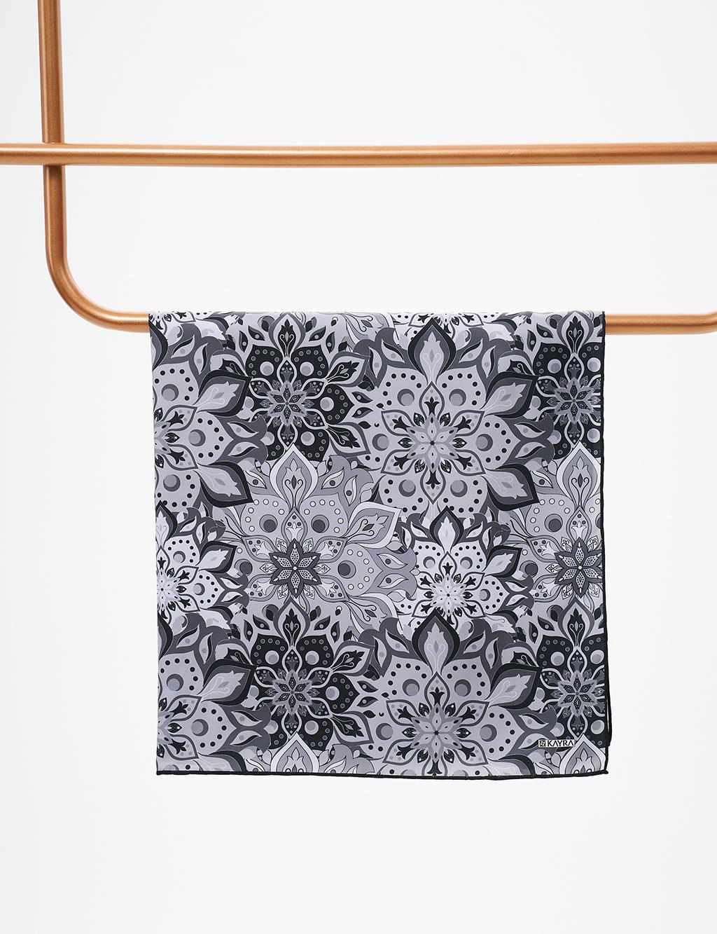 Flower Pattern Scarf Gray