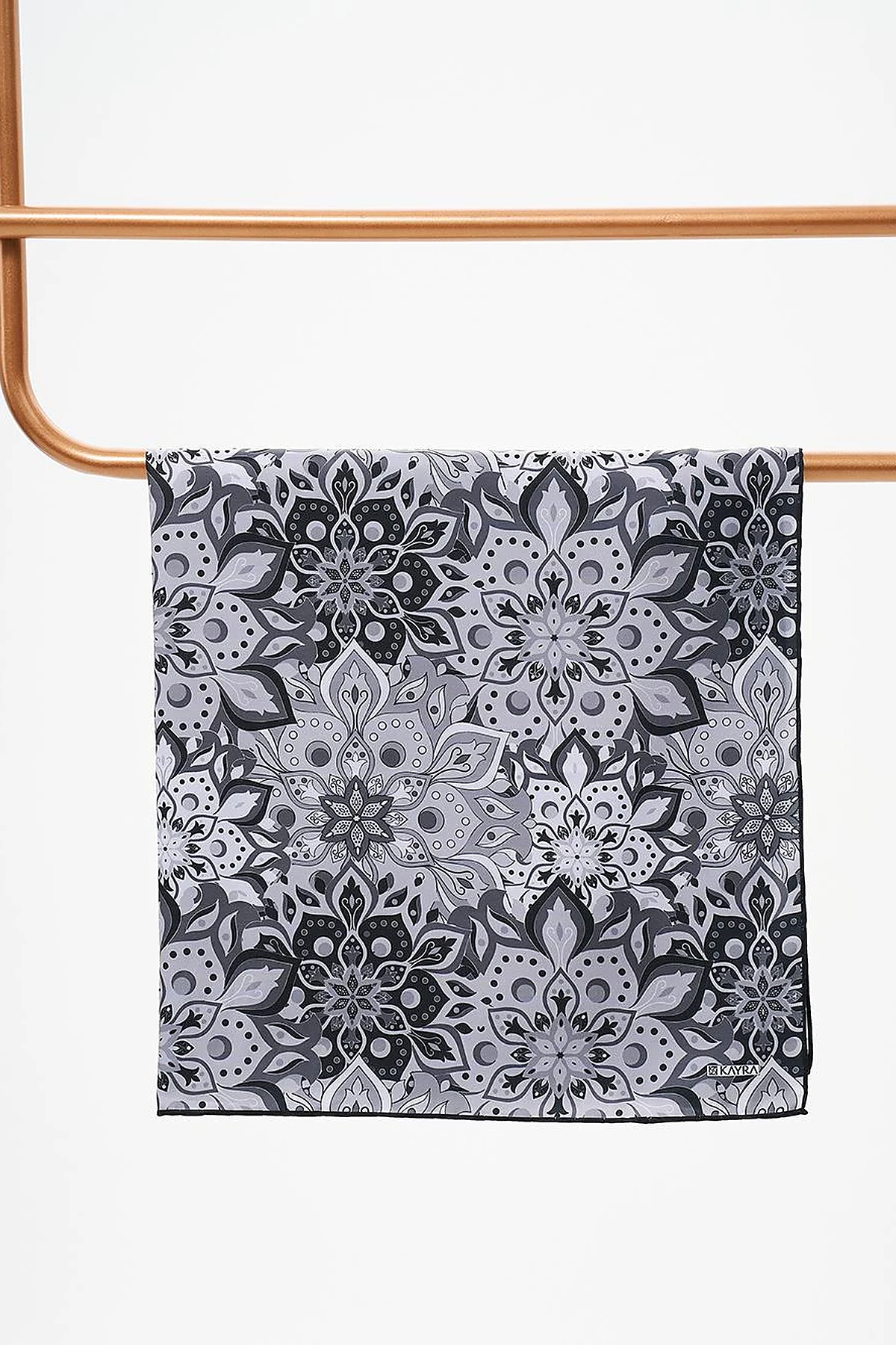 Flower Pattern Scarf Gray