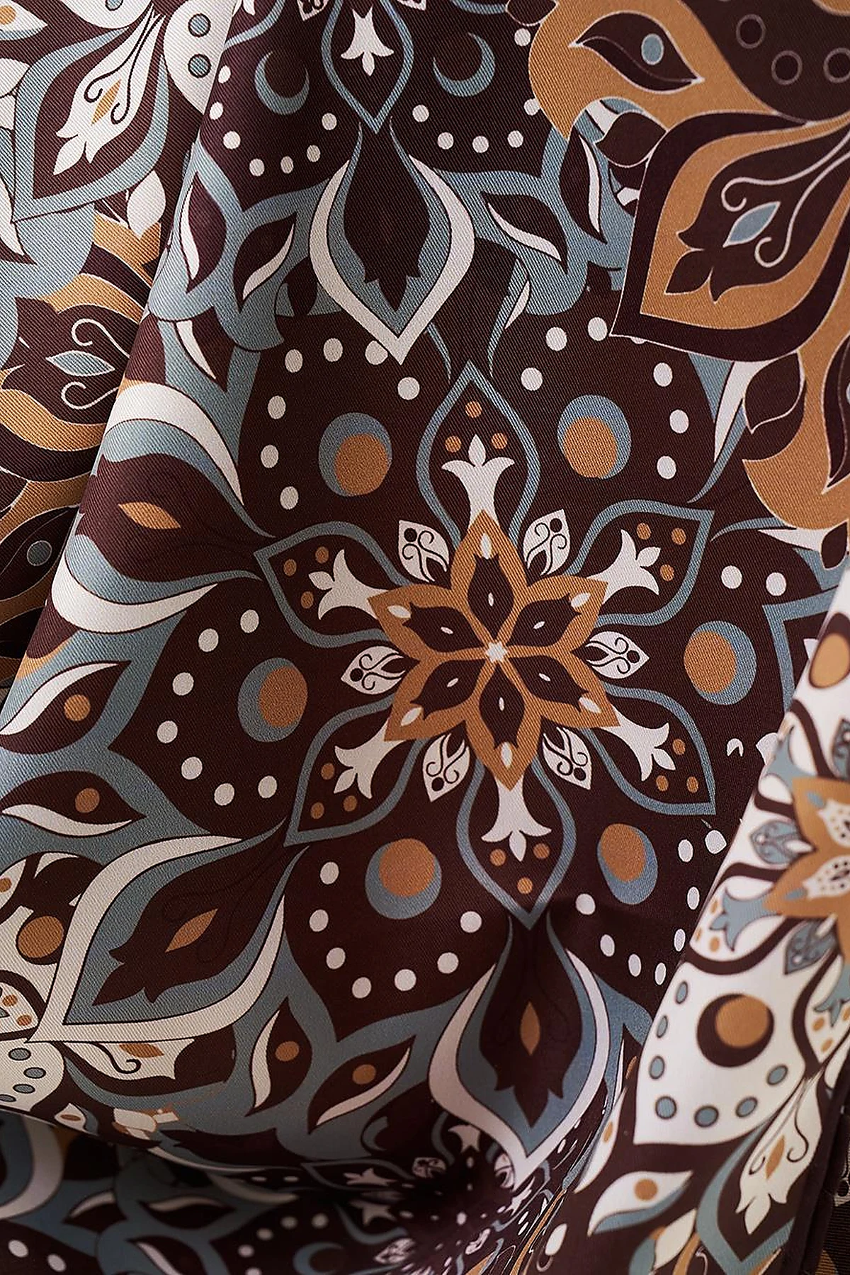 Flower Pattern Scarf Coffee-Camel